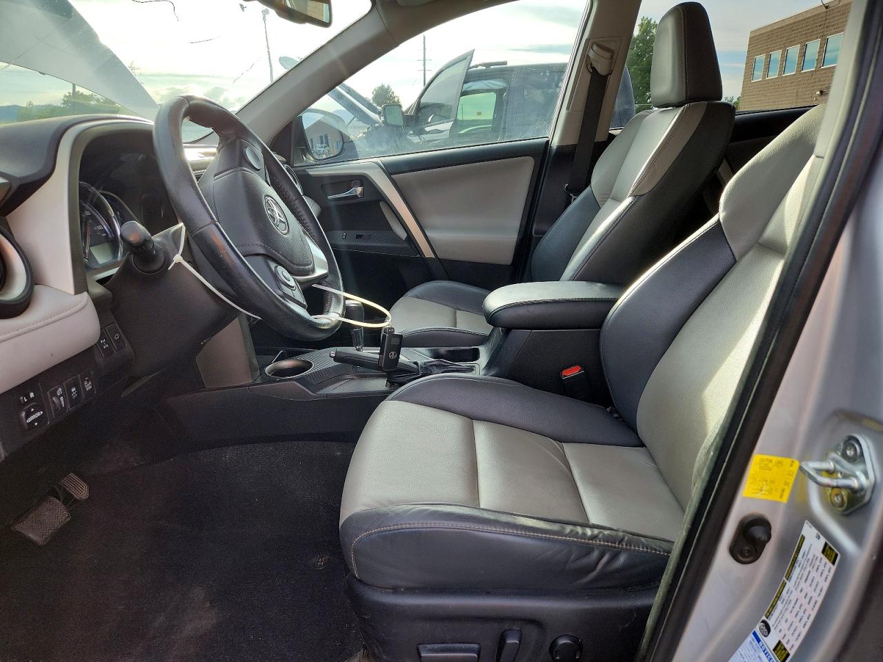 2015 Toyota Rav4 Limited Silver vin: 2T3DFREVXFW292320