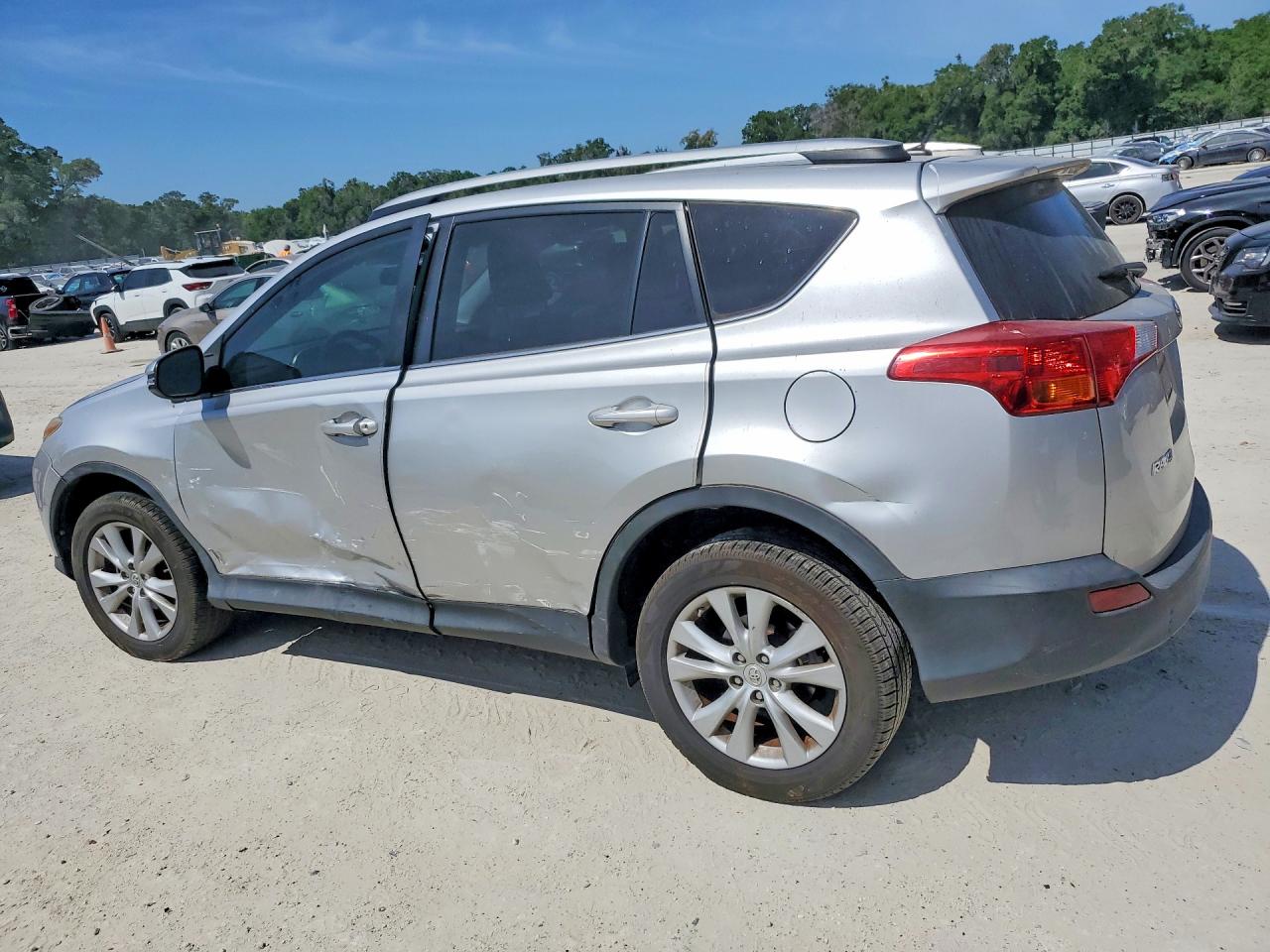 2015 Toyota Rav4 Limited Silver vin: 2T3DFREVXFW349485