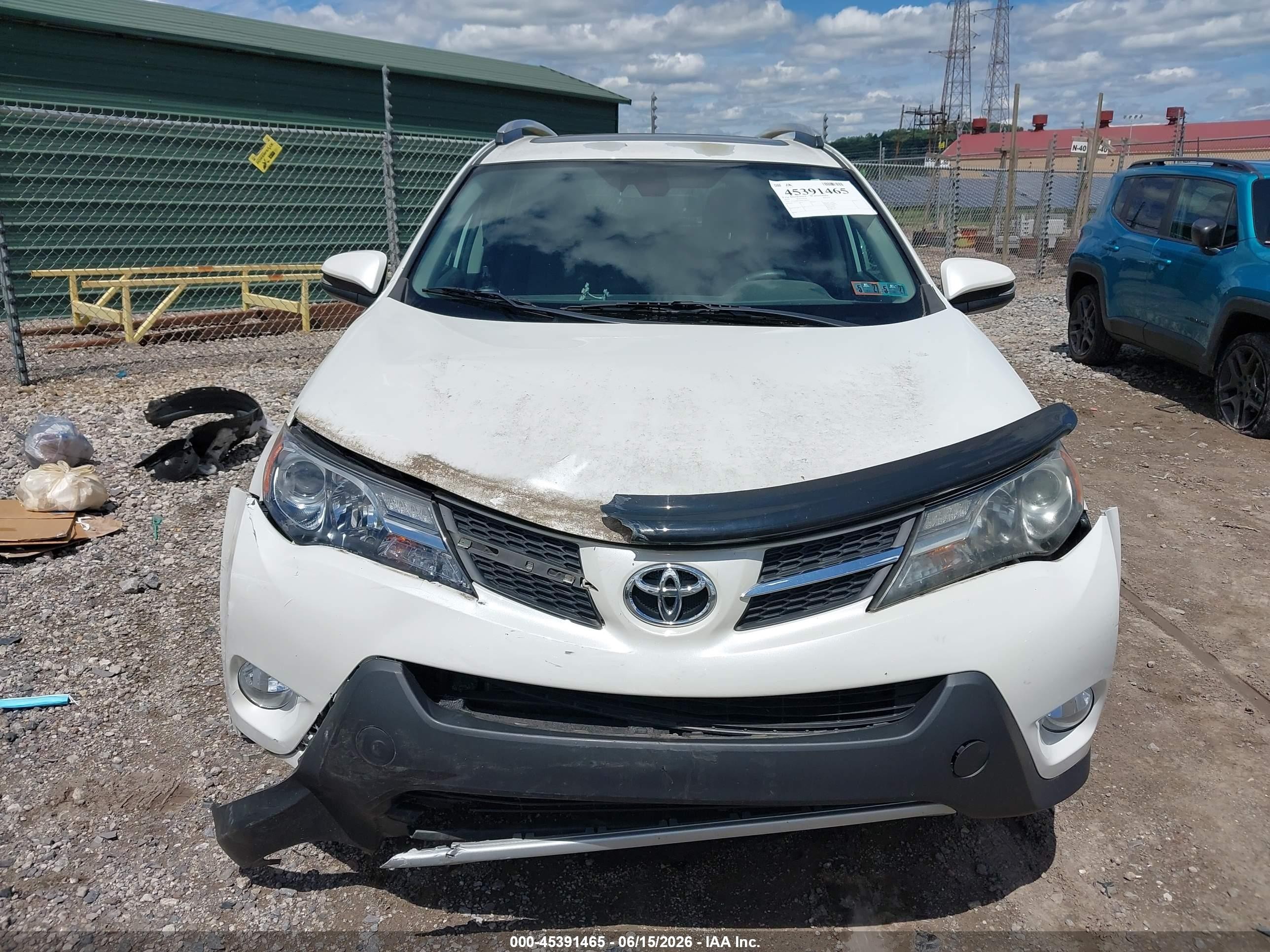 2015 Toyota Rav4 Limited White vin: 2T3DFREVXFW385631