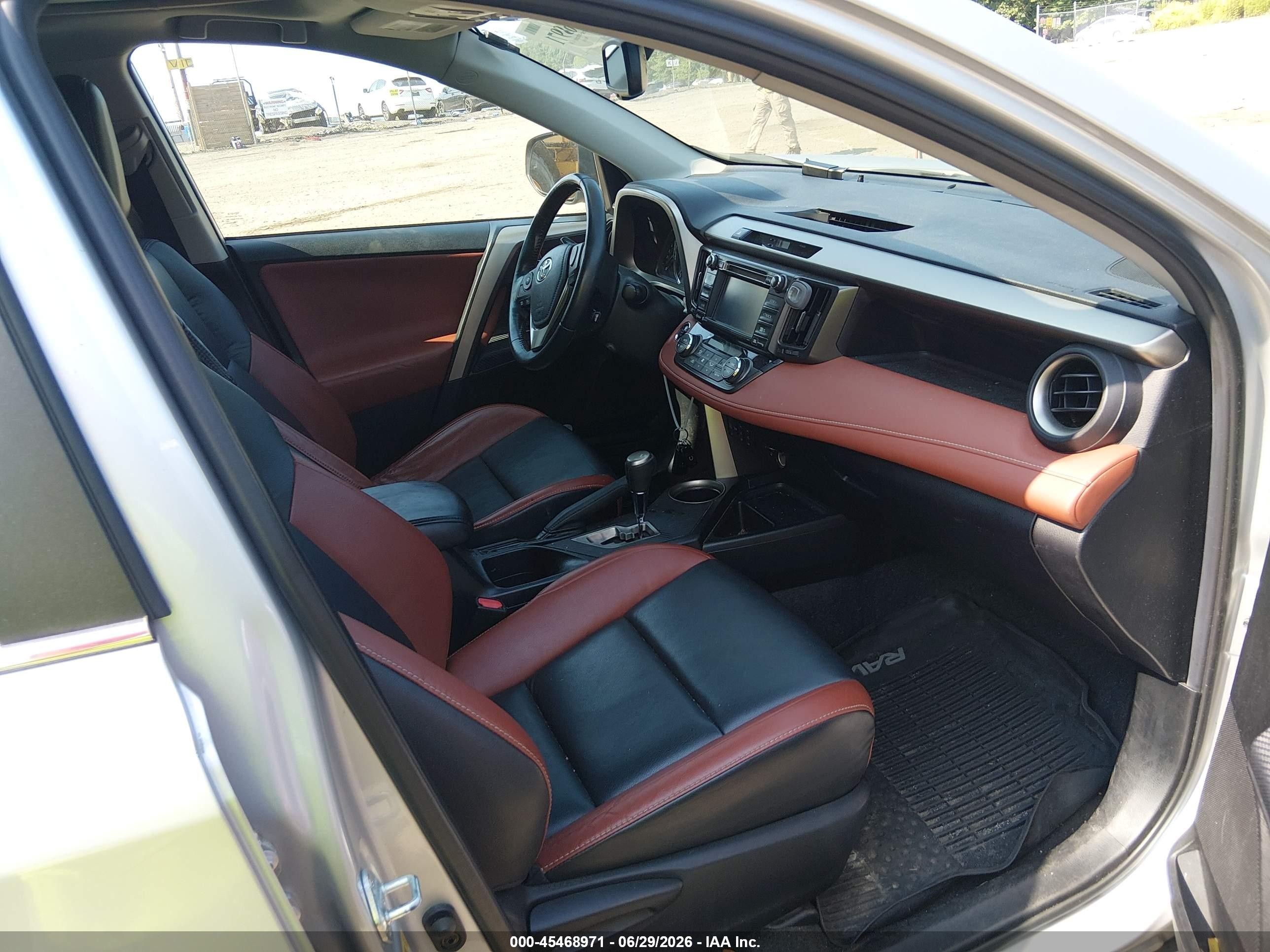 2015 Toyota Rav4 Limited Серебряный vin: 2T3DFREVXFW396872