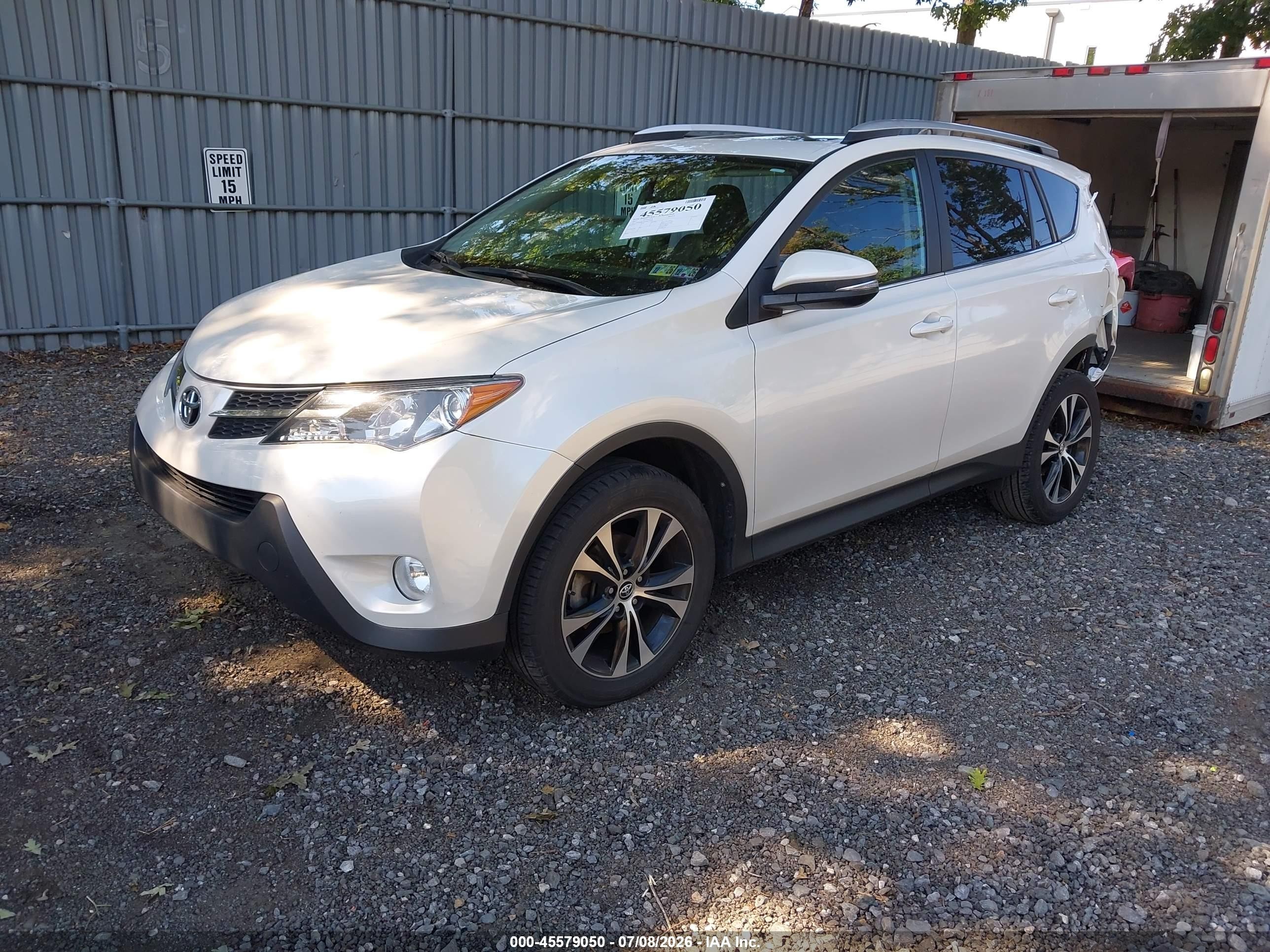 2015 Toyota Rav4 Limited Белый vin: 2T3DFREVXFW398668