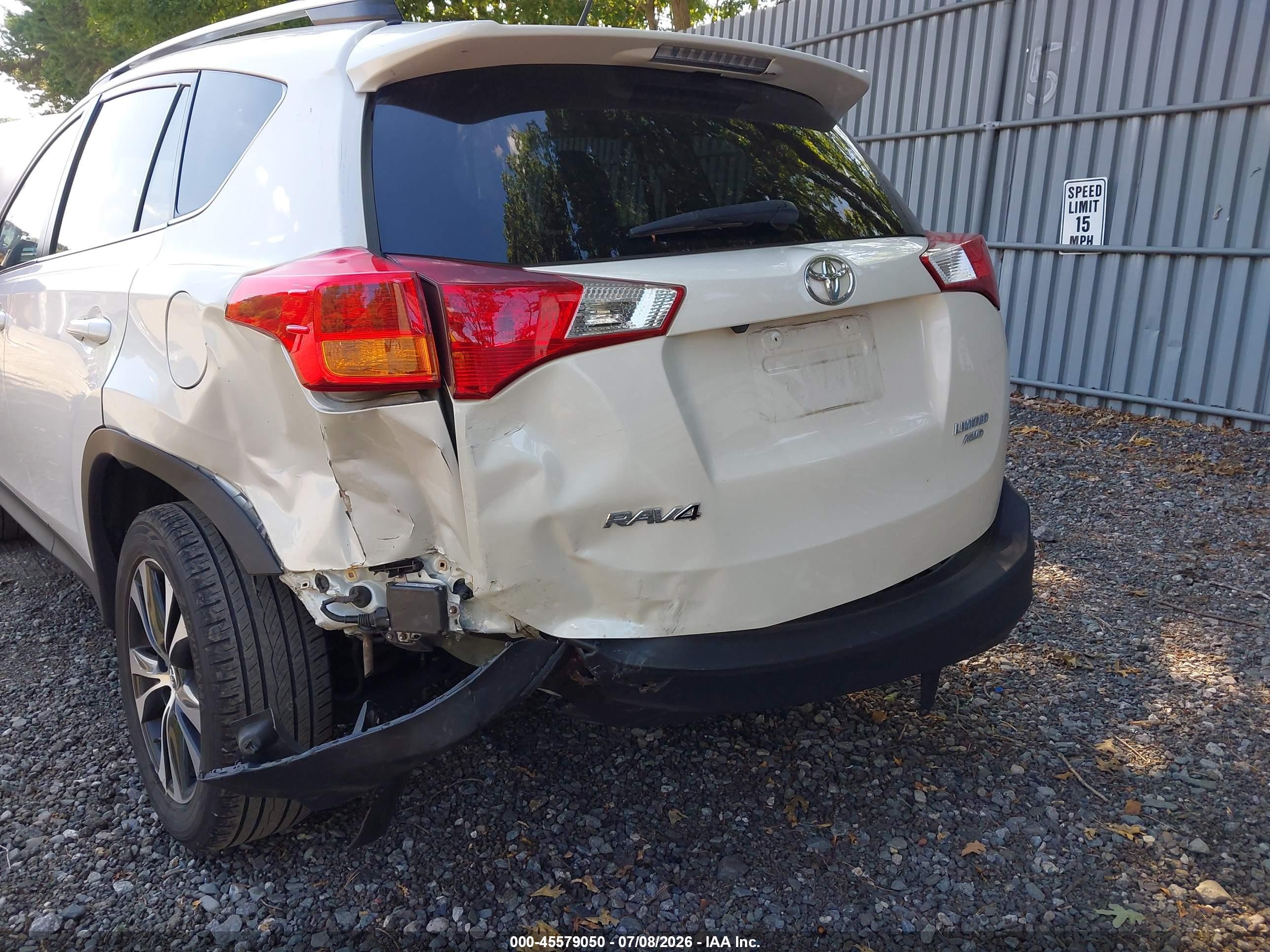 2015 Toyota Rav4 Limited Белый vin: 2T3DFREVXFW398668