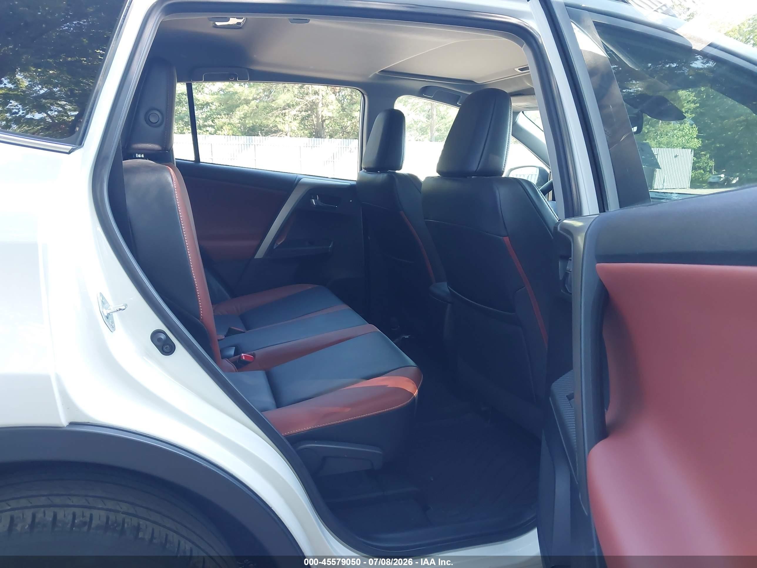 2015 Toyota Rav4 Limited Белый vin: 2T3DFREVXFW398668