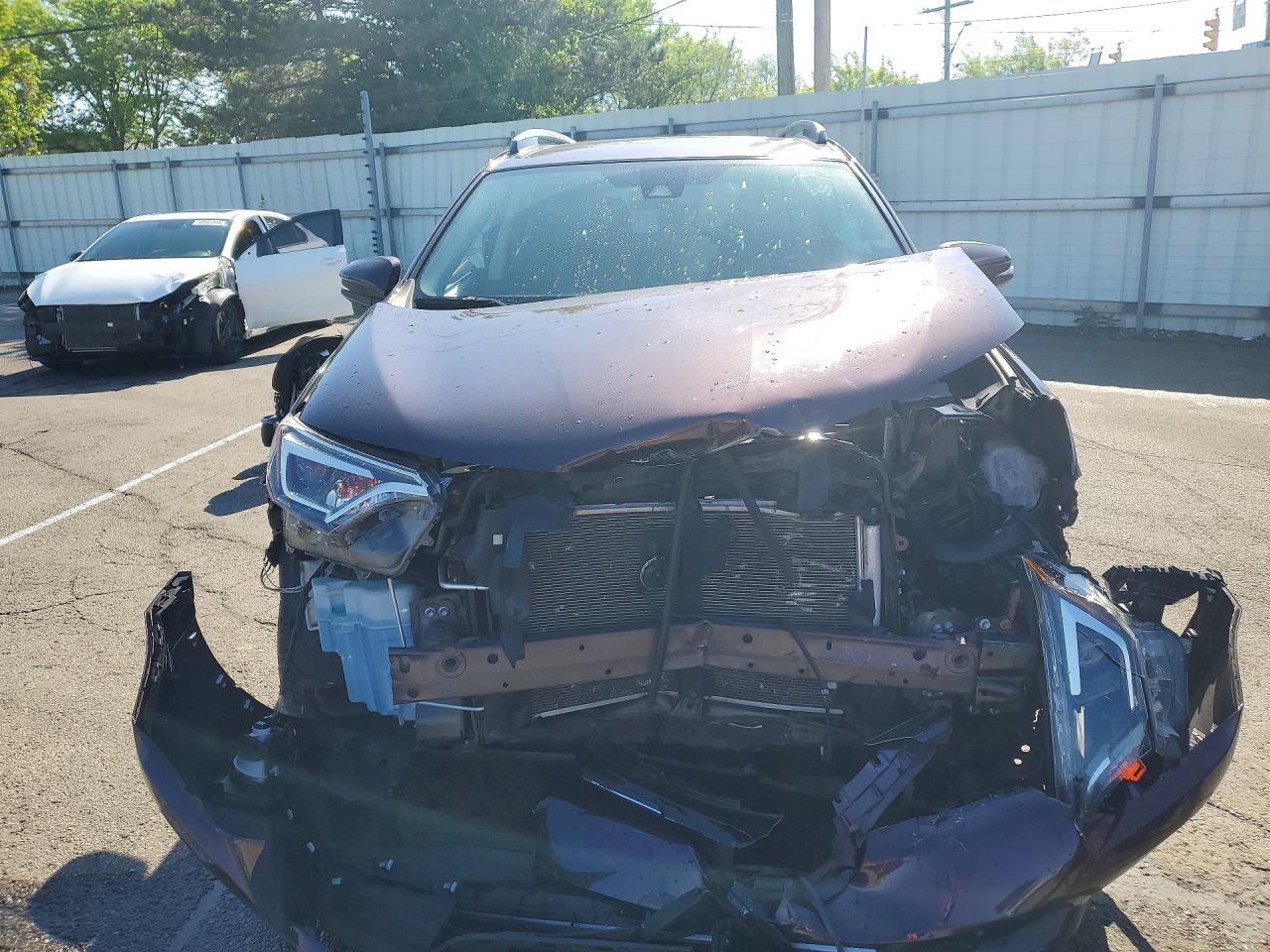 2017 Toyota Rav4 Limited Burgundy vin: 2T3DFREVXHW684183