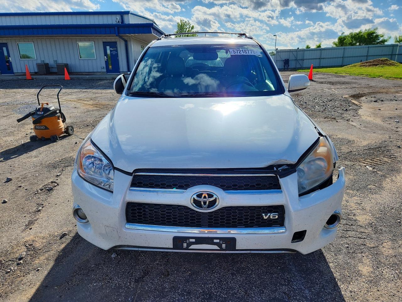 2010 Toyota Rav4 Limited White vin: 2T3DK4DV0AW018908
