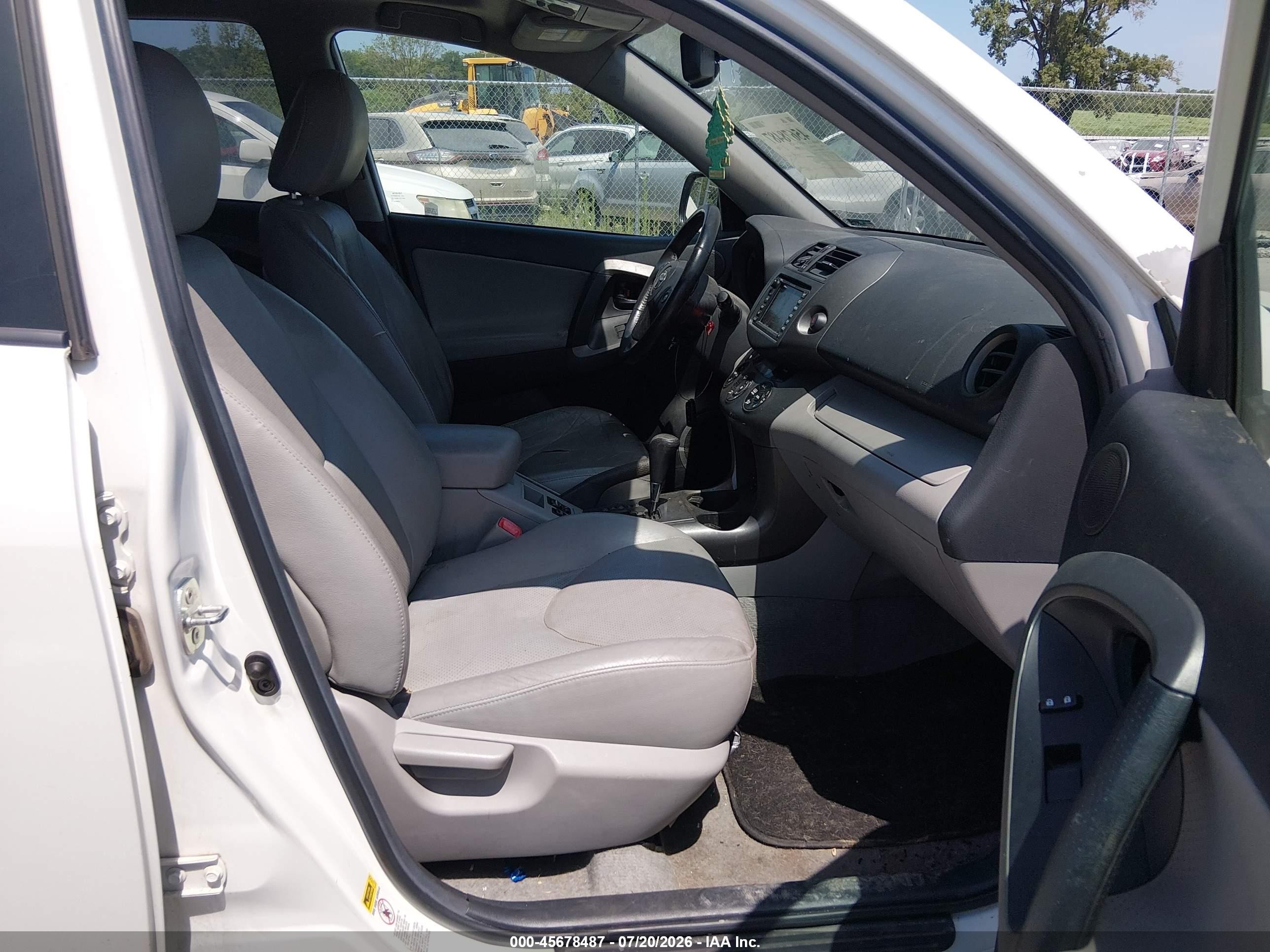 2010 Toyota Rav4 Limited V6 White vin: 2T3DK4DV0AW025163