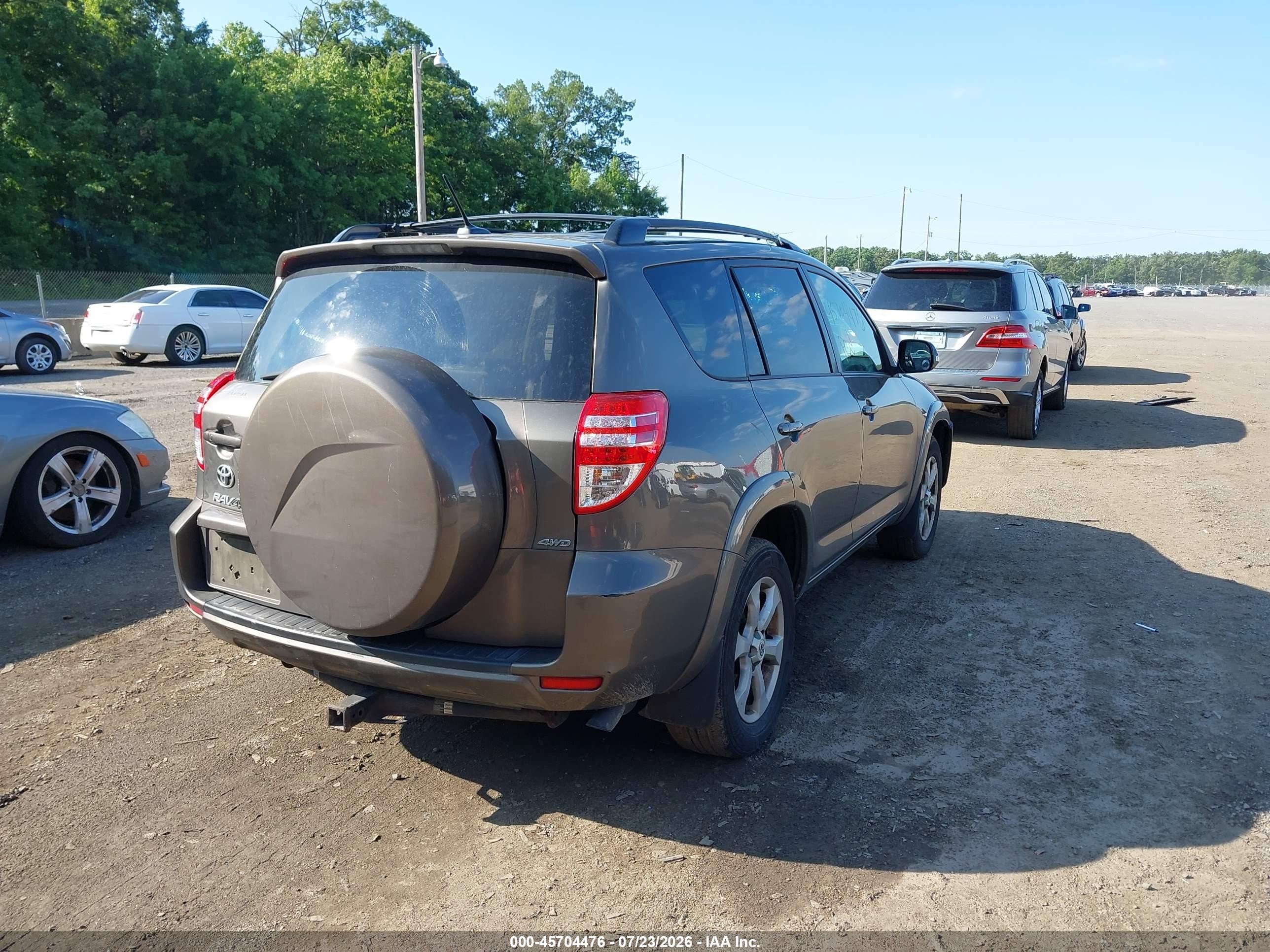 2011 Toyota Rav4 Limited V6 Gray vin: 2T3DK4DV0BW057385