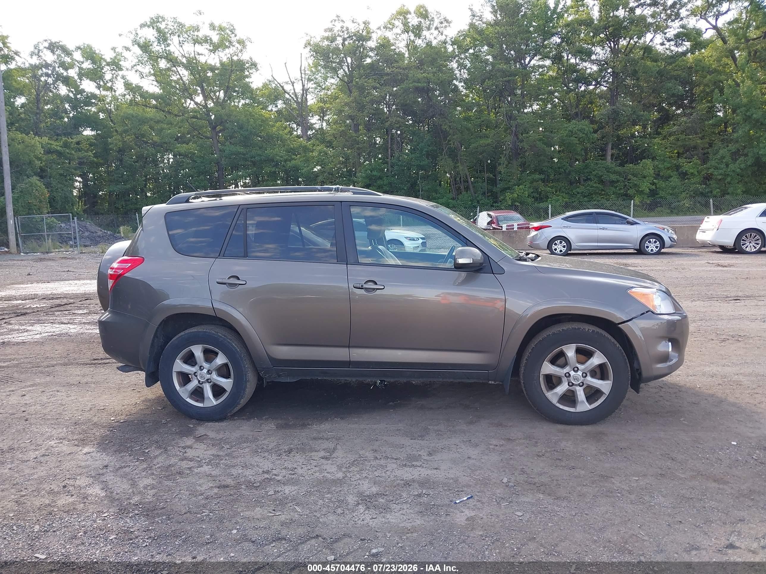 2011 Toyota Rav4 Limited V6 Gray vin: 2T3DK4DV0BW057385