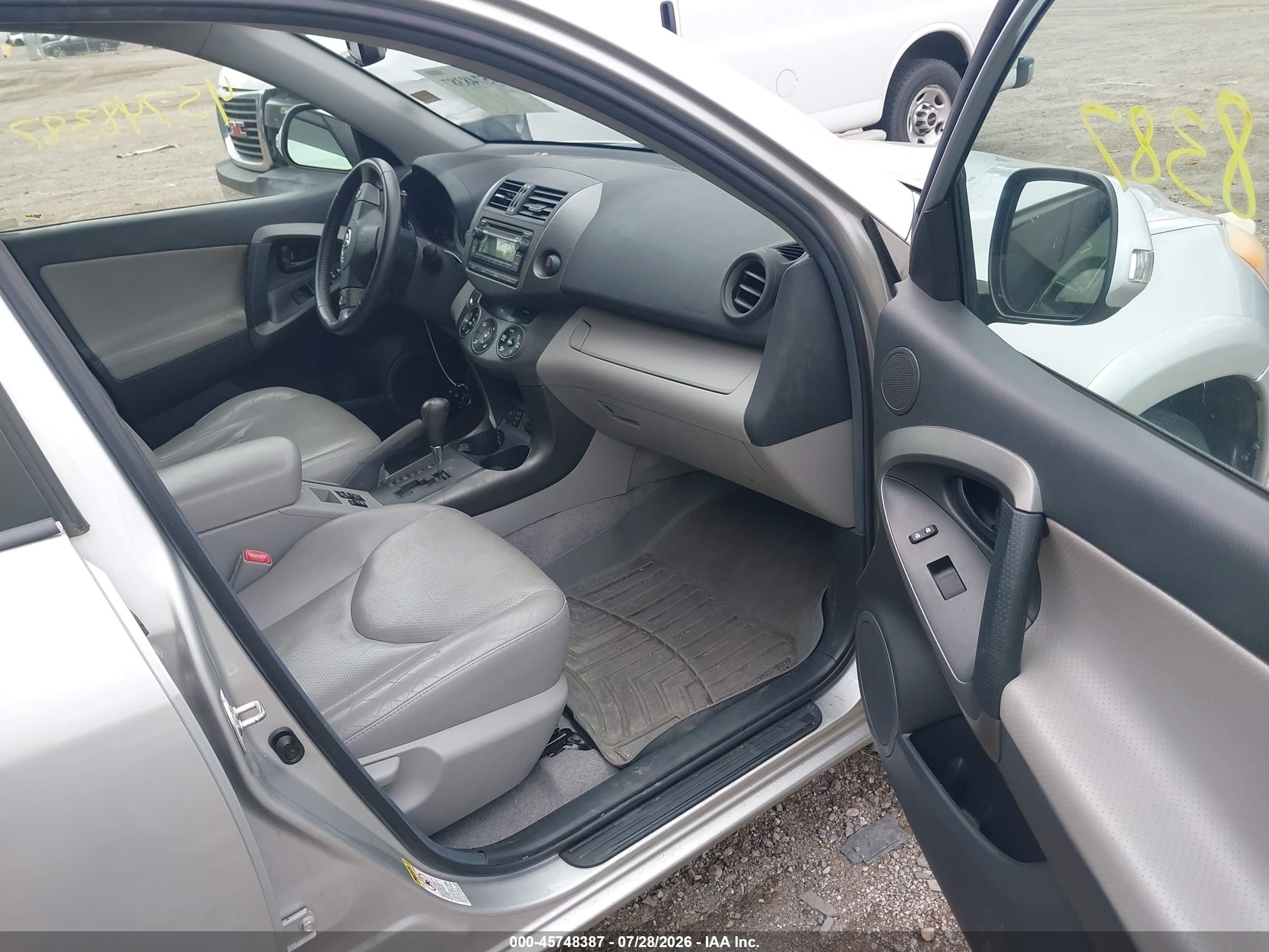 2012 Toyota Rav4 Limited V6 Silver vin: 2T3DK4DV0CW088878