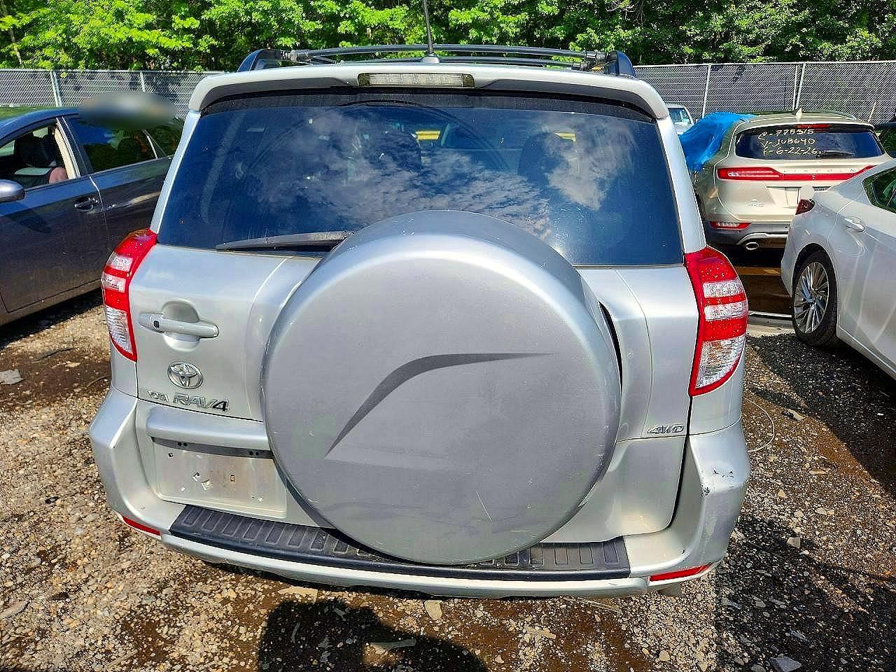 2010 Toyota Rav4 Limited Silver vin: 2T3DK4DV1AW027052