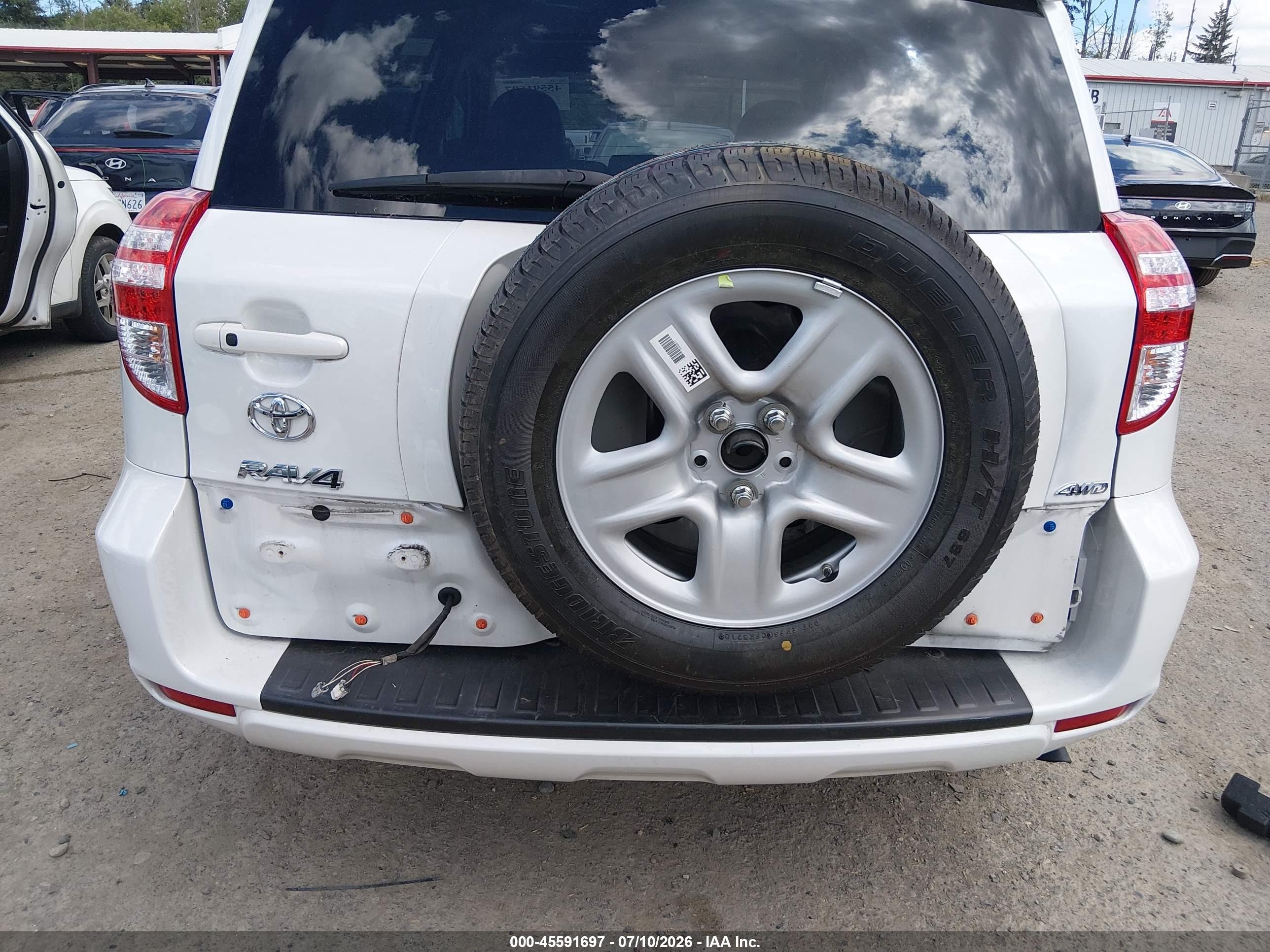 2011 Toyota Rav4 Limited V6 White vin: 2T3DK4DV1BW044113