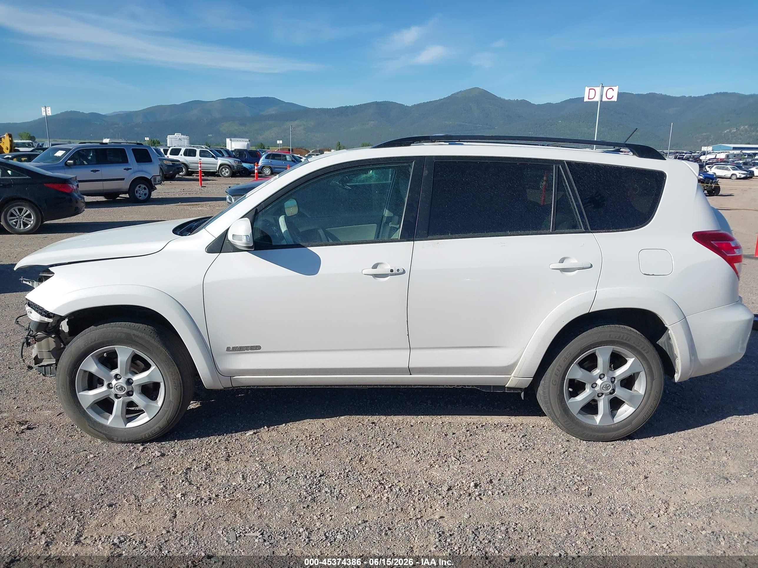 2011 Toyota Rav4 Limited V6 White vin: 2T3DK4DV1BW056388