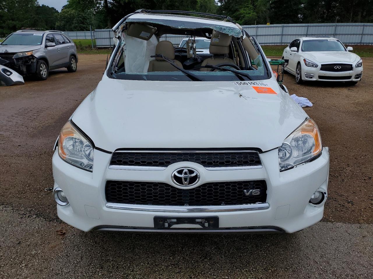 2012 Toyota Rav4 Limited White vin: 2T3DK4DV2CW073413