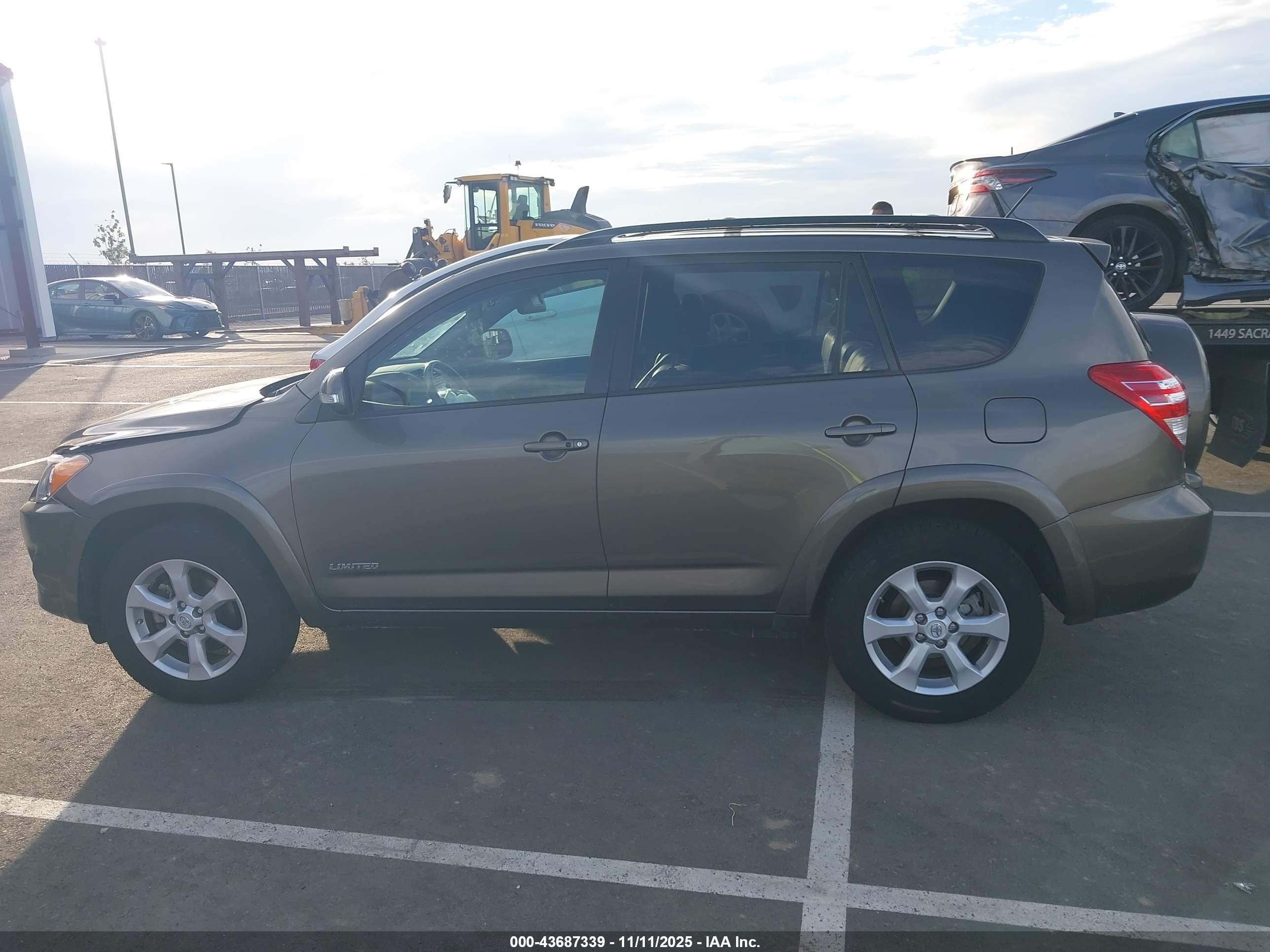 2012 Toyota Rav4 Limited V6 Gray vin: 2T3DK4DV2CW087604