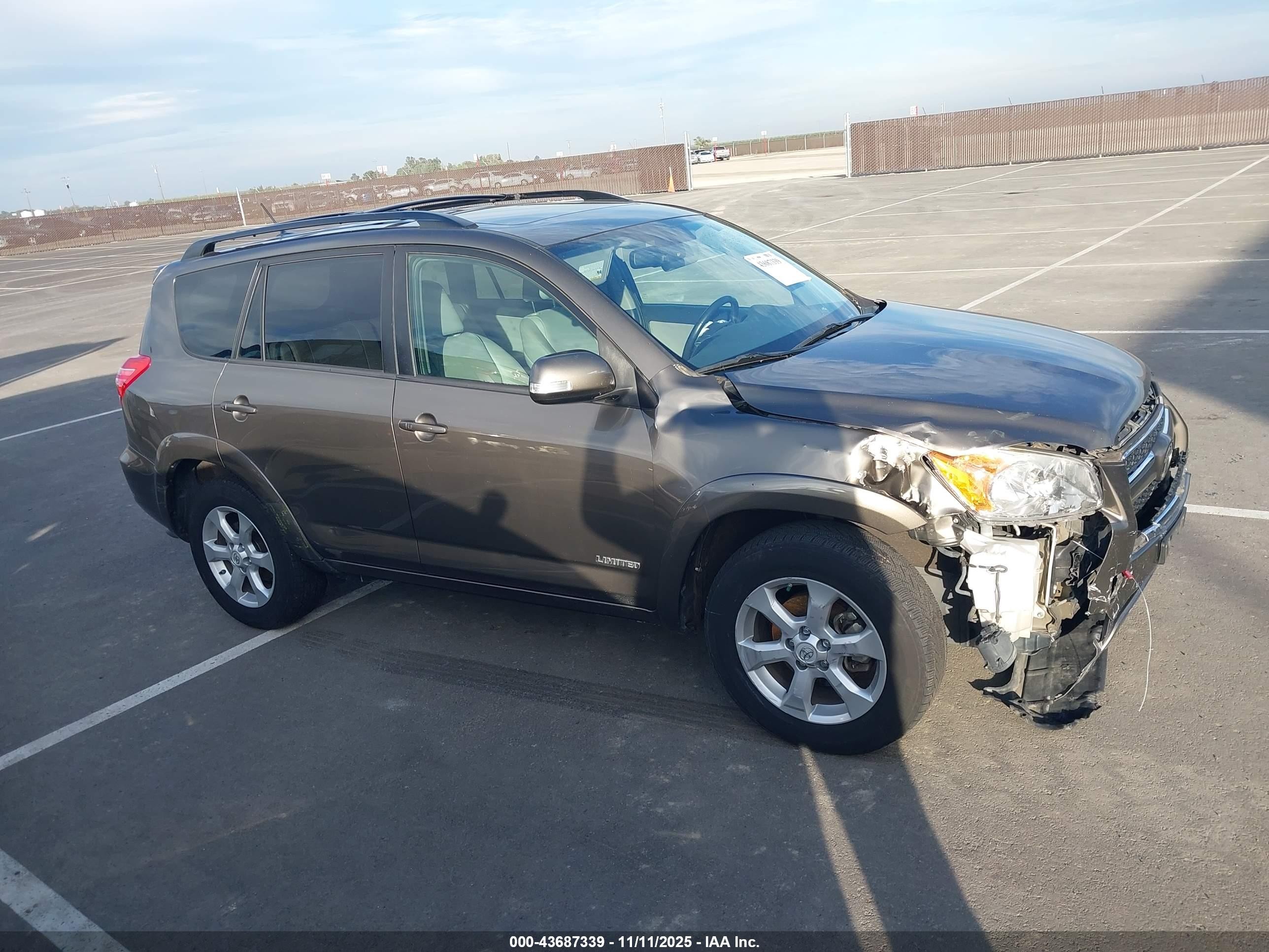 2012 Toyota Rav4 Limited V6 Gray vin: 2T3DK4DV2CW087604