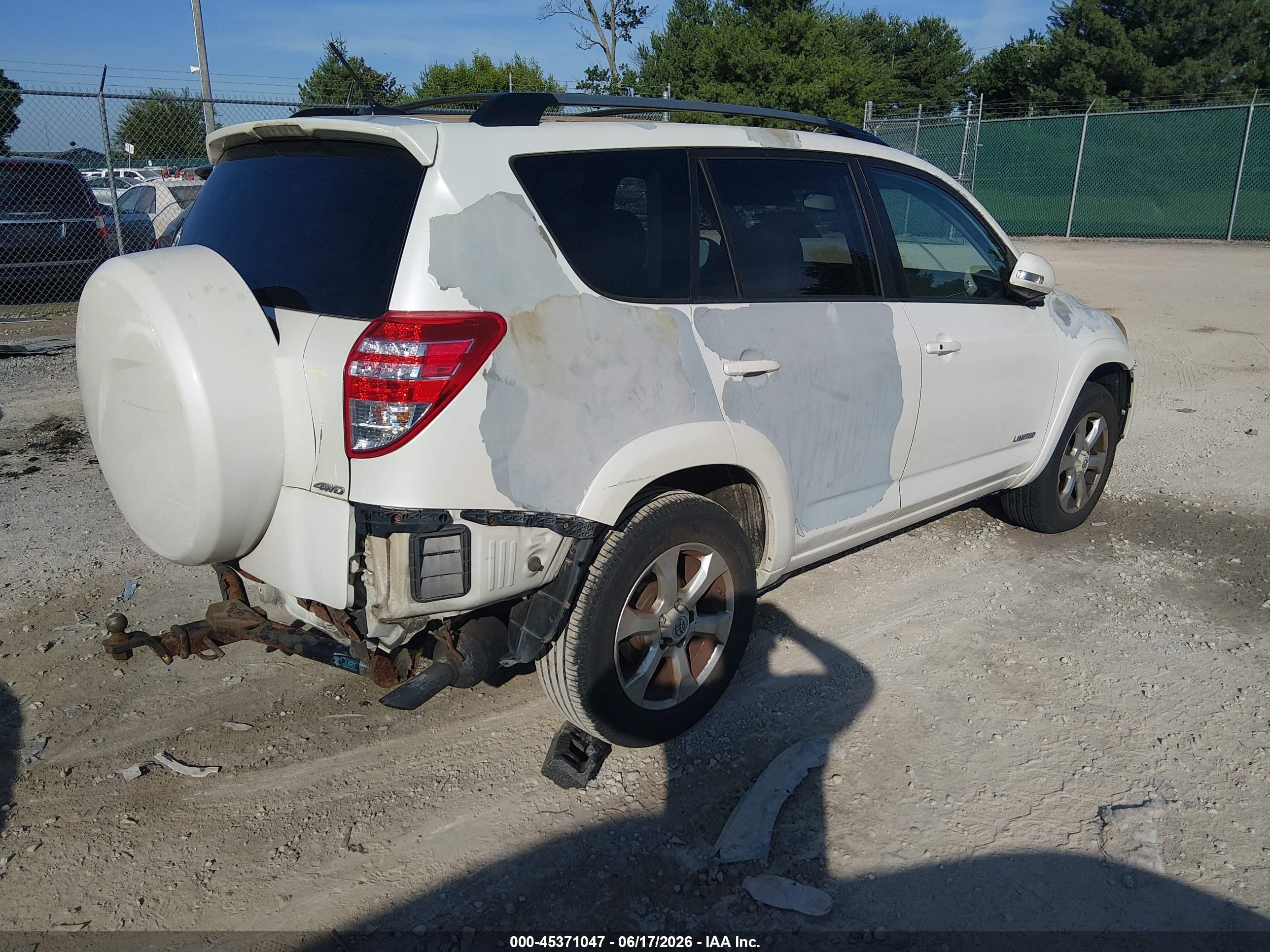 2010 Toyota Rav4 Limited V6 White vin: 2T3DK4DV3AW033872