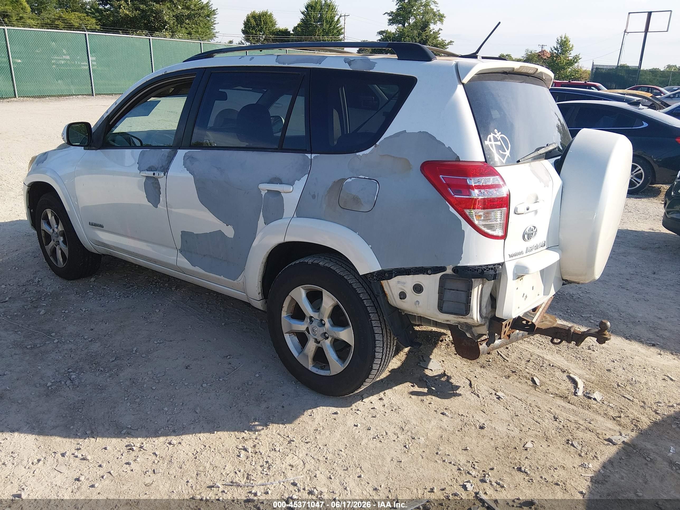 2010 Toyota Rav4 Limited V6 White vin: 2T3DK4DV3AW033872