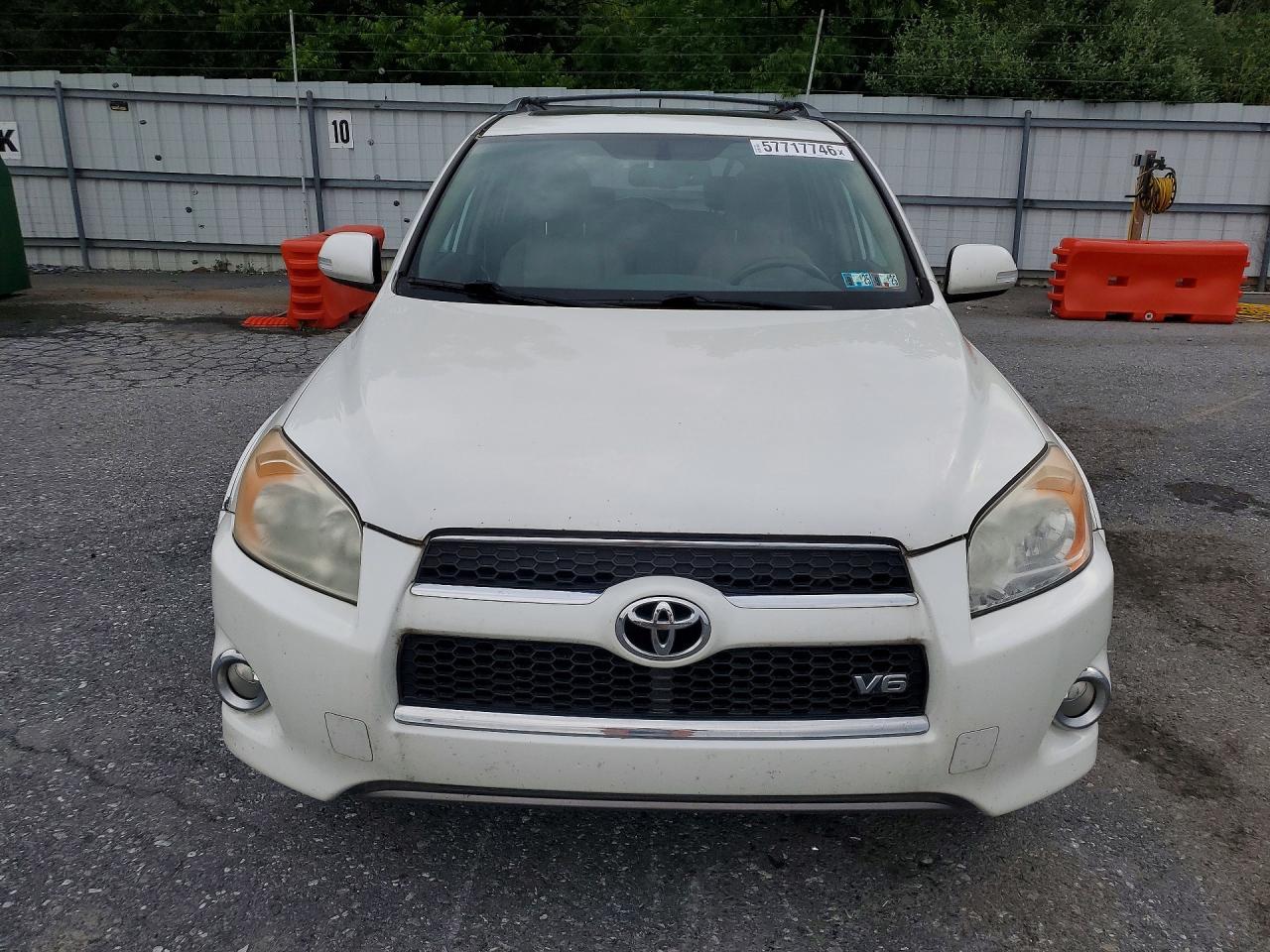 2011 Toyota Rav4 Limited White vin: 2T3DK4DV4BW046647