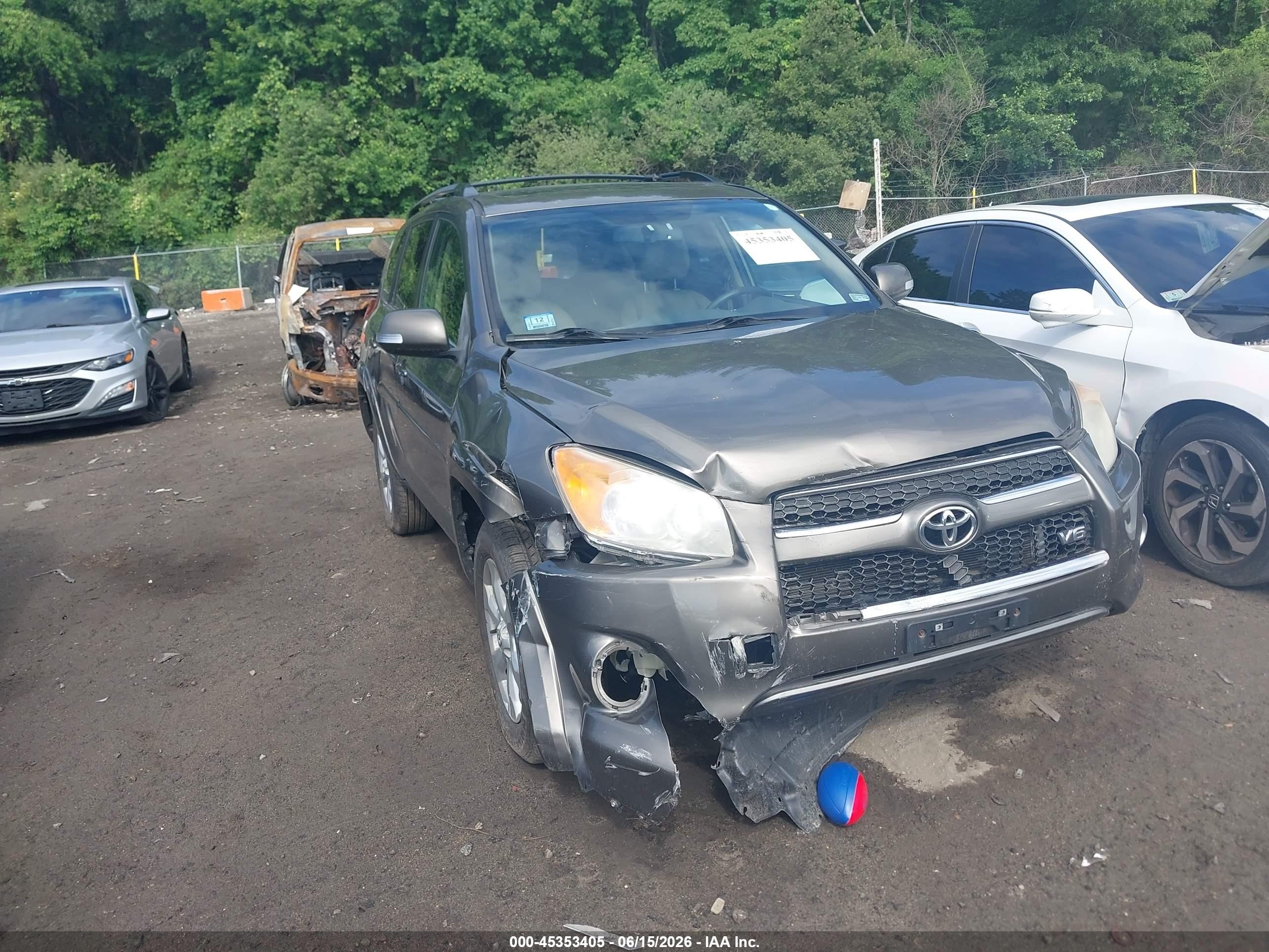 2012 Toyota Rav4 Limited V6 Beige vin: 2T3DK4DV4CW093209