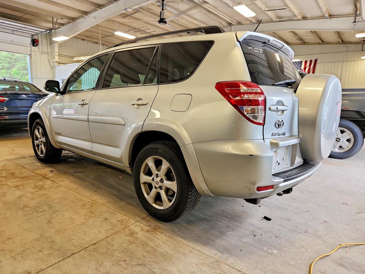 2011 Toyota Rav4 Limited Silver vin: 2T3DK4DV5BW037746
