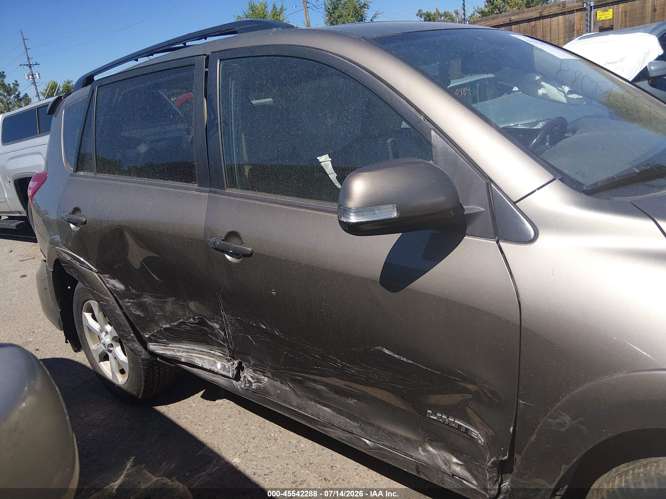 2011 Toyota Rav4 Limited V6 Gold vin: 2T3DK4DV5BW043305