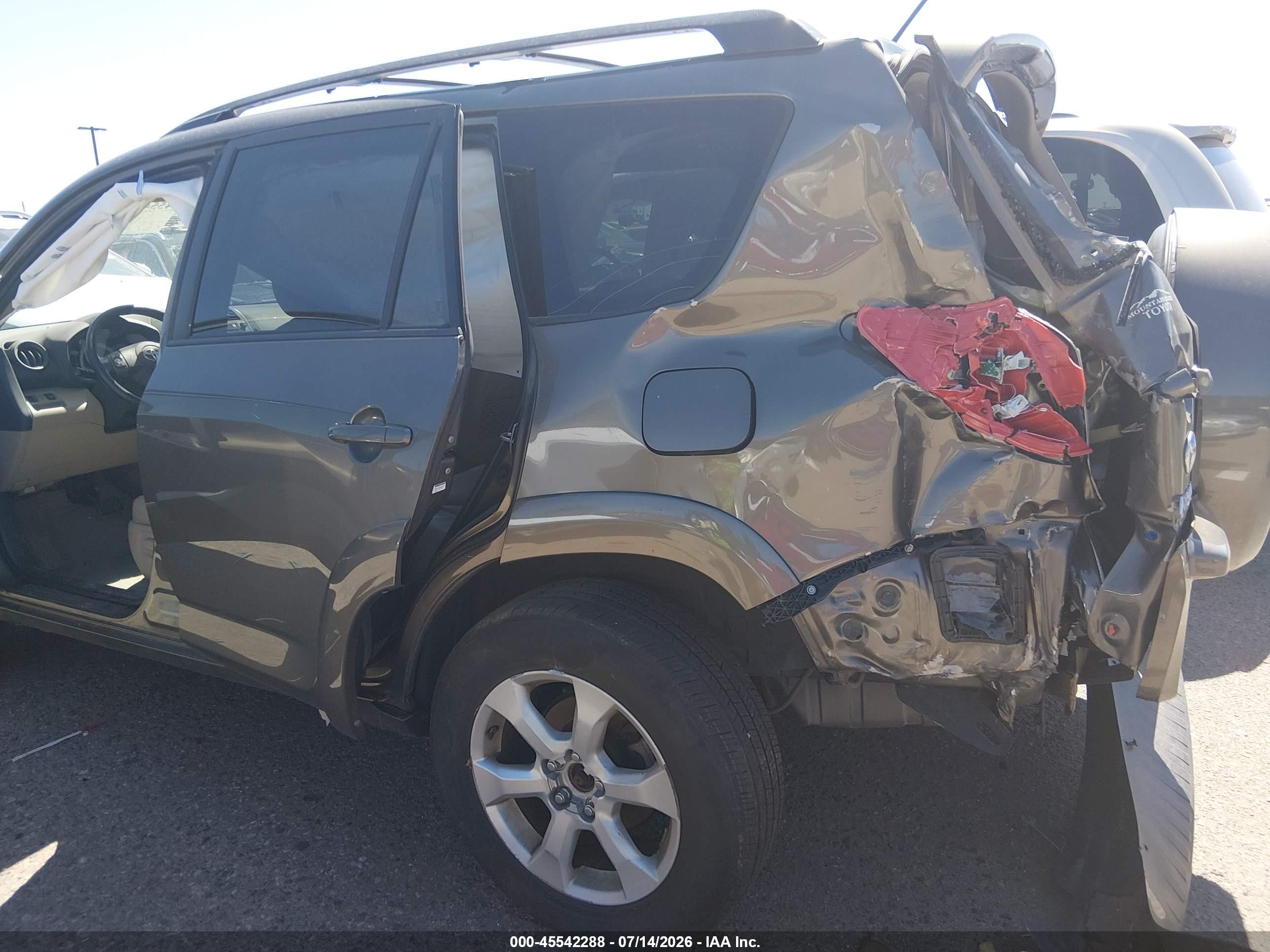 2011 Toyota Rav4 Limited V6 Gold vin: 2T3DK4DV5BW043305