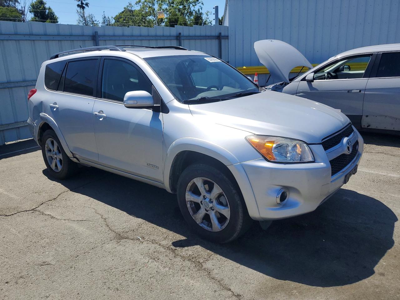 2011 Toyota Rav4 Limited Silver vin: 2T3DK4DV5BW054109