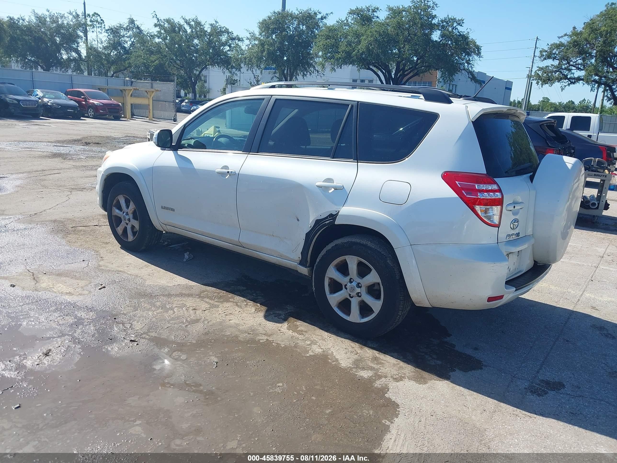 2012 Toyota Rav4 Limited V6 White vin: 2T3DK4DV5CW081148