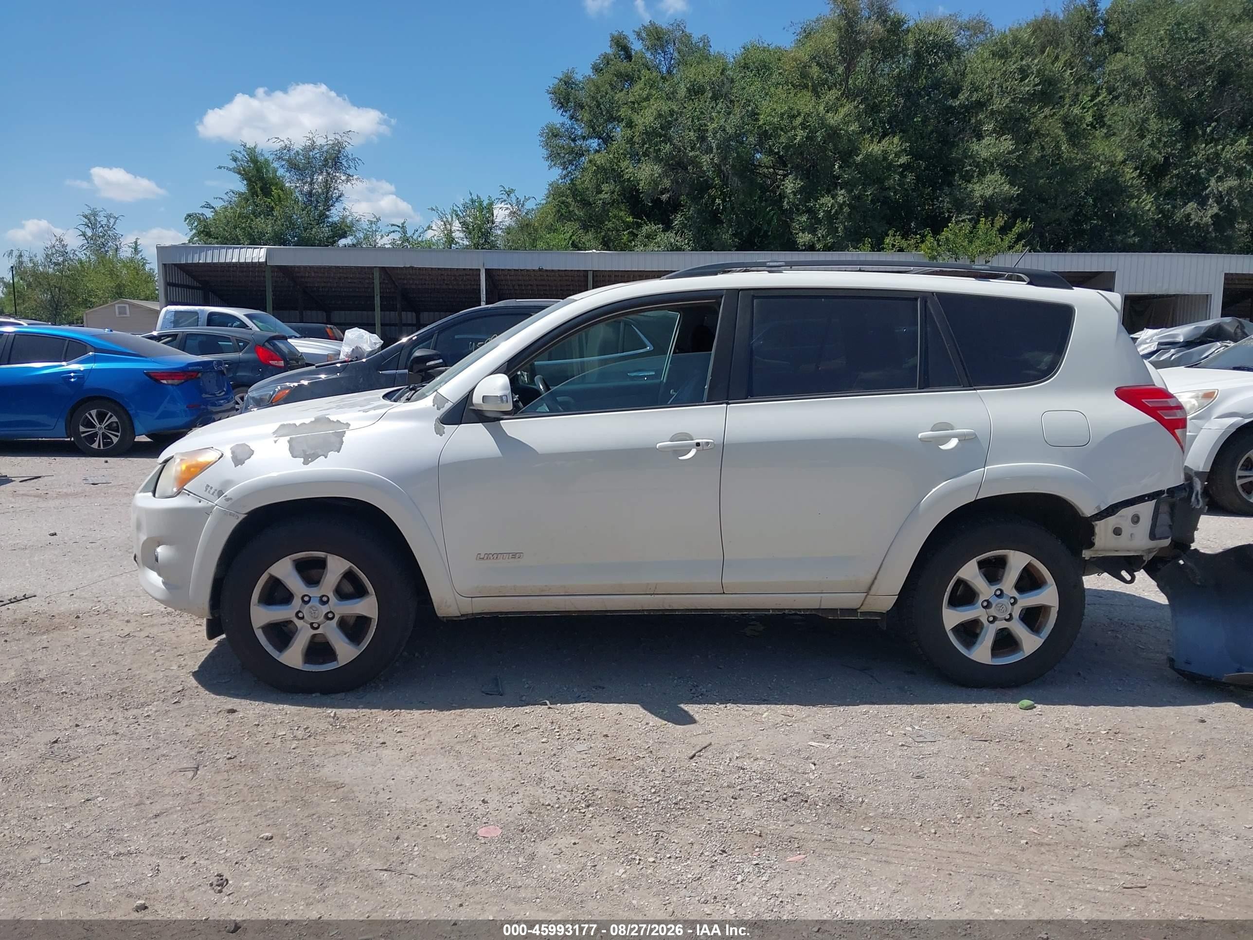 2011 Toyota Rav4 Limited V6 Белый vin: 2T3DK4DV6BW057830