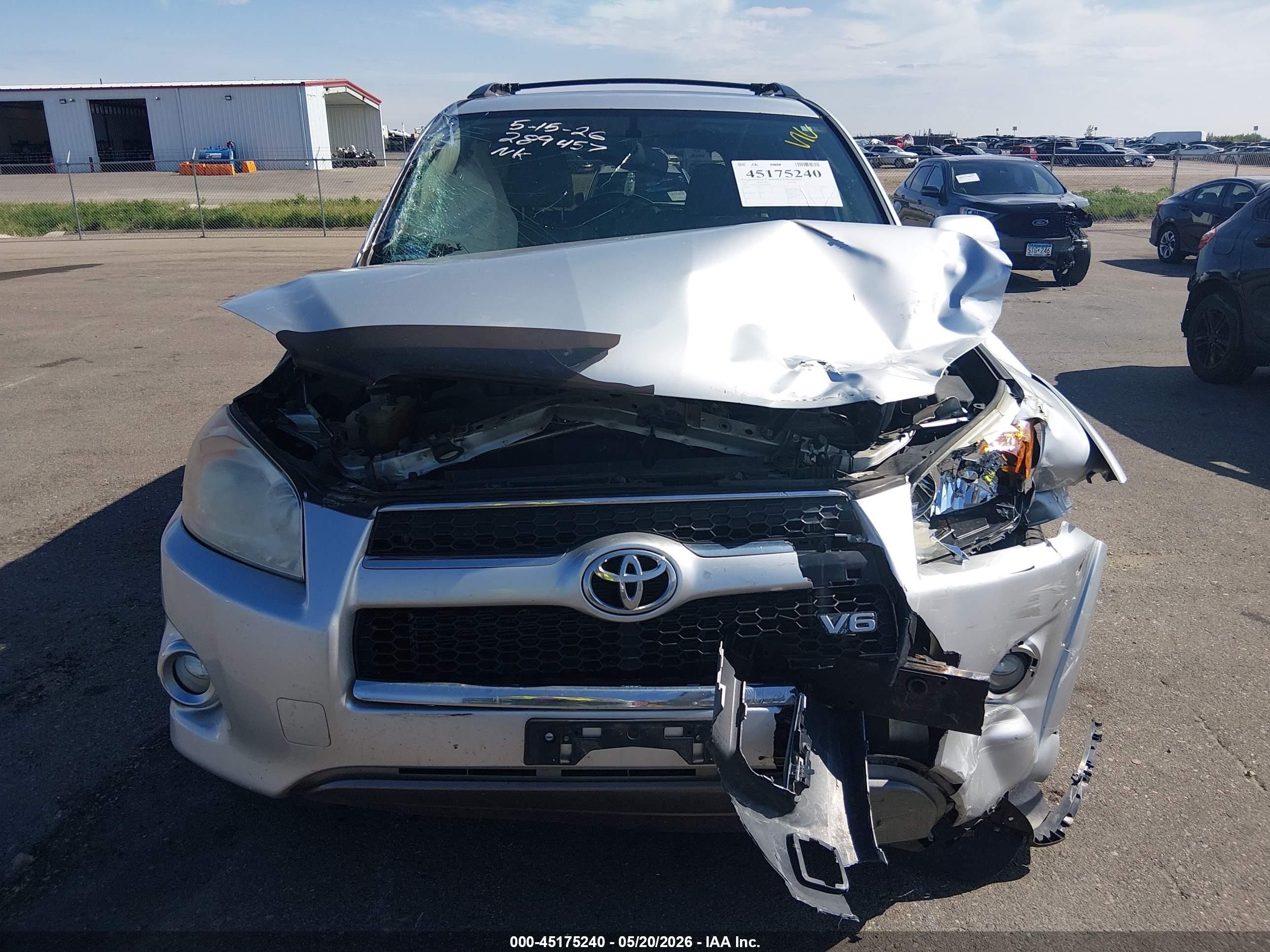 2011 Toyota Rav4 Limited V6 Silver vin: 2T3DK4DV6BW059402