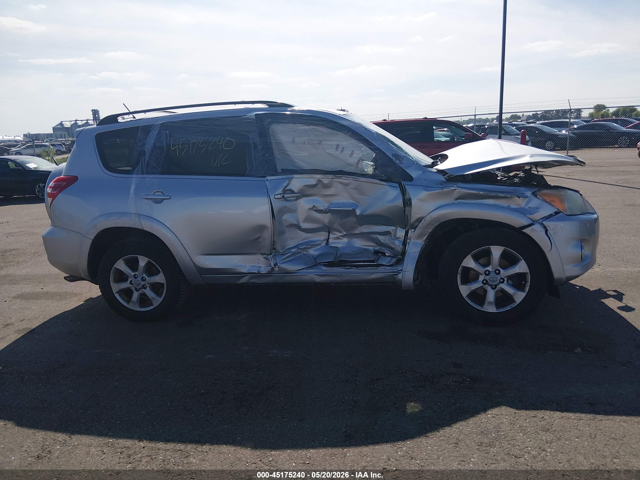 2011 Toyota Rav4 Limited V6 Silver vin: 2T3DK4DV6BW059402