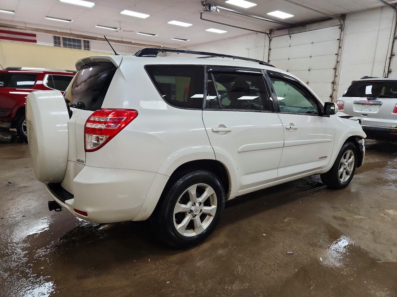2012 Toyota Rav4 Limited Белый vin: 2T3DK4DV6CW079702