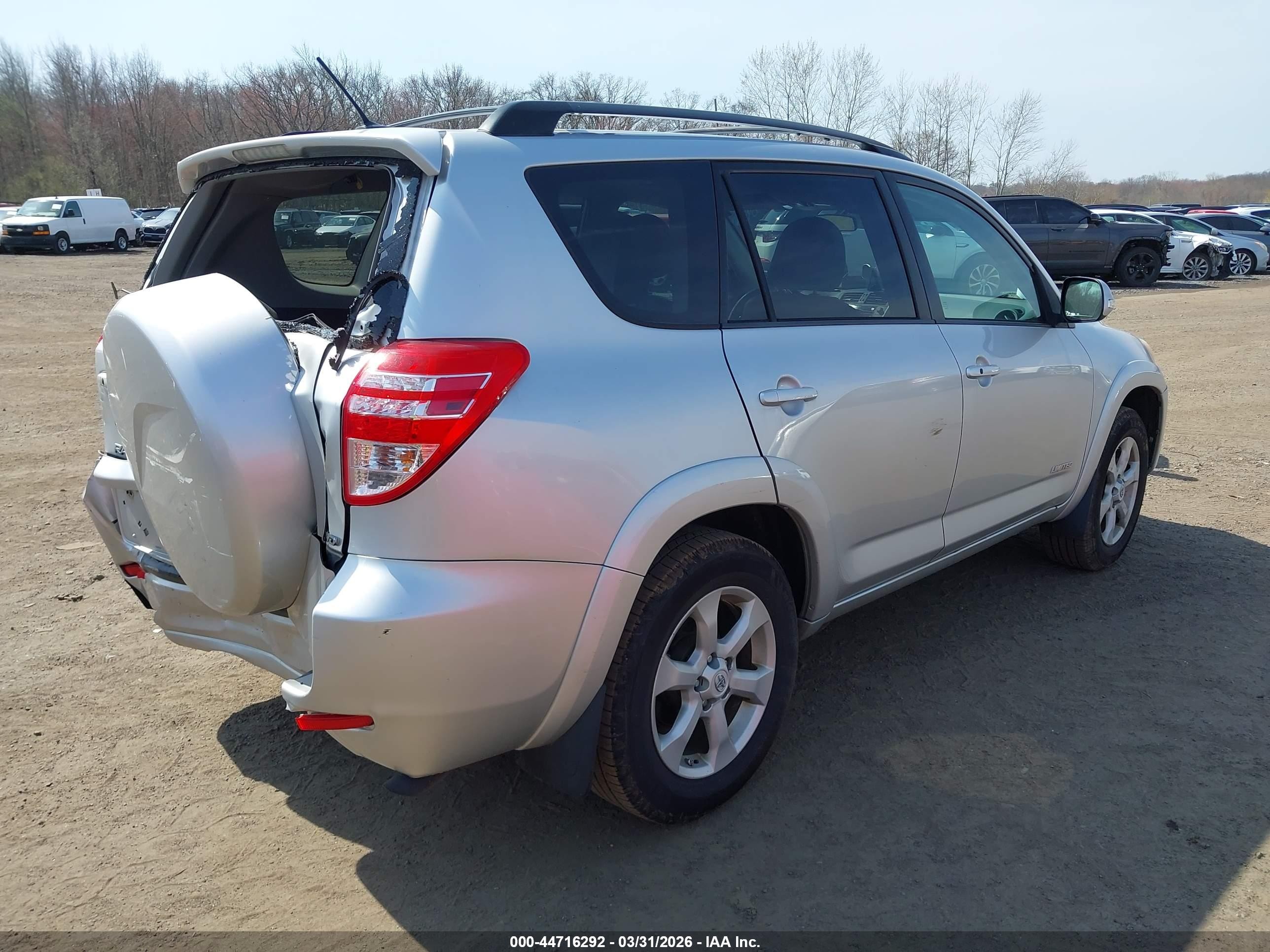 2011 Toyota Rav4 Limited V6 Silver vin: 2T3DK4DV7BW058209