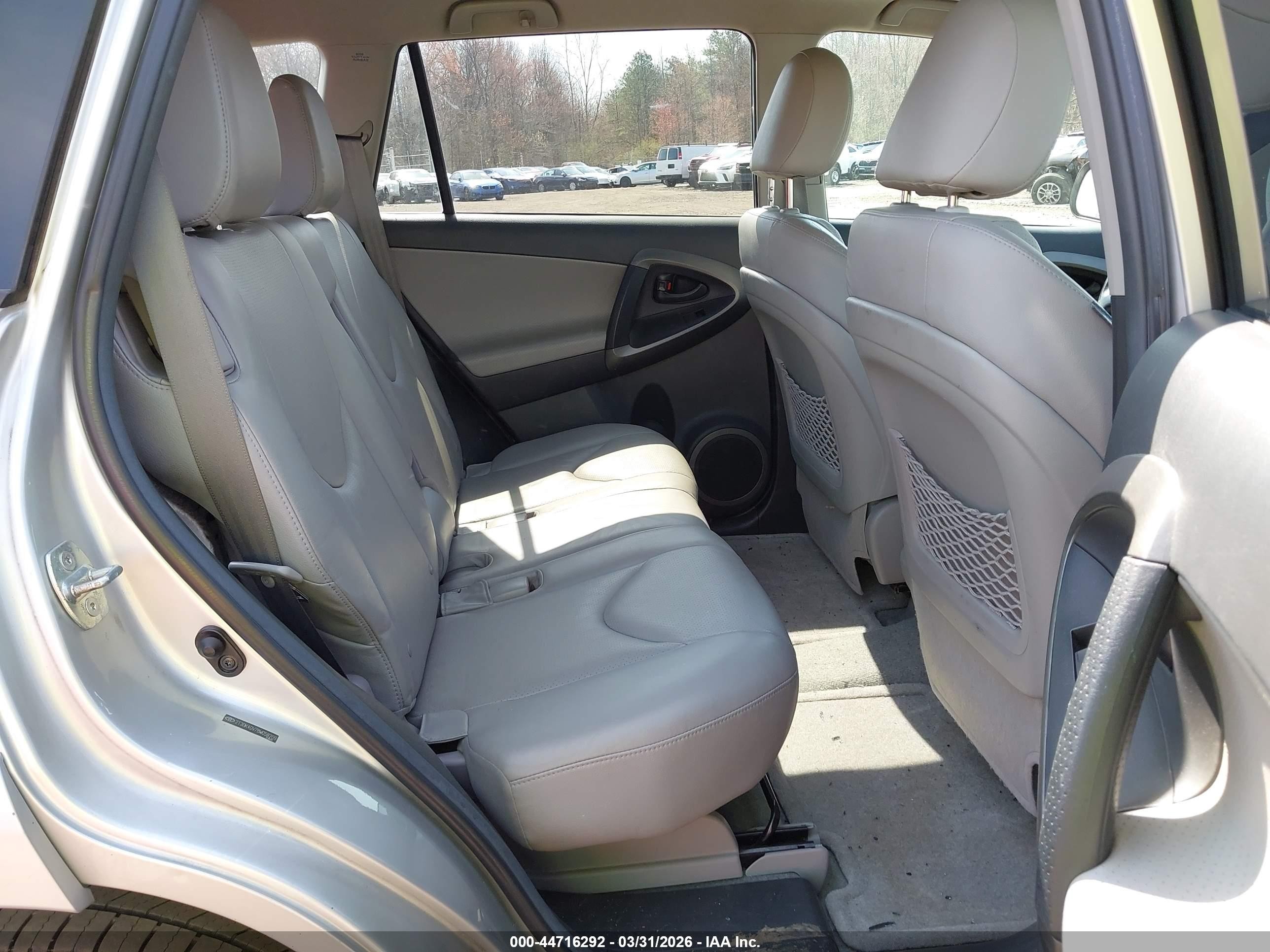 2011 Toyota Rav4 Limited V6 Silver vin: 2T3DK4DV7BW058209