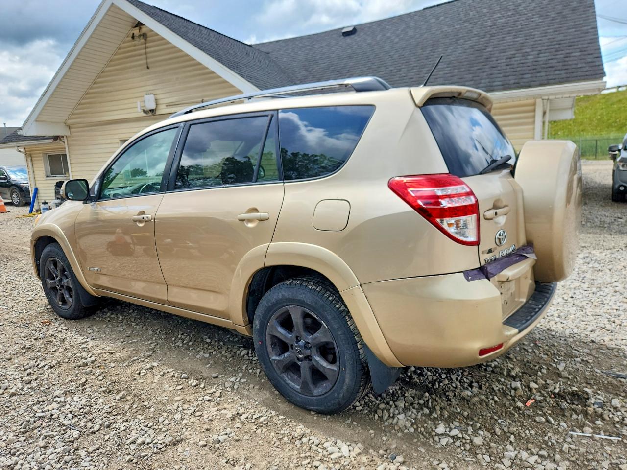 2010 Toyota Rav4 Limited Золотой vin: 2T3DK4DV8AW016470