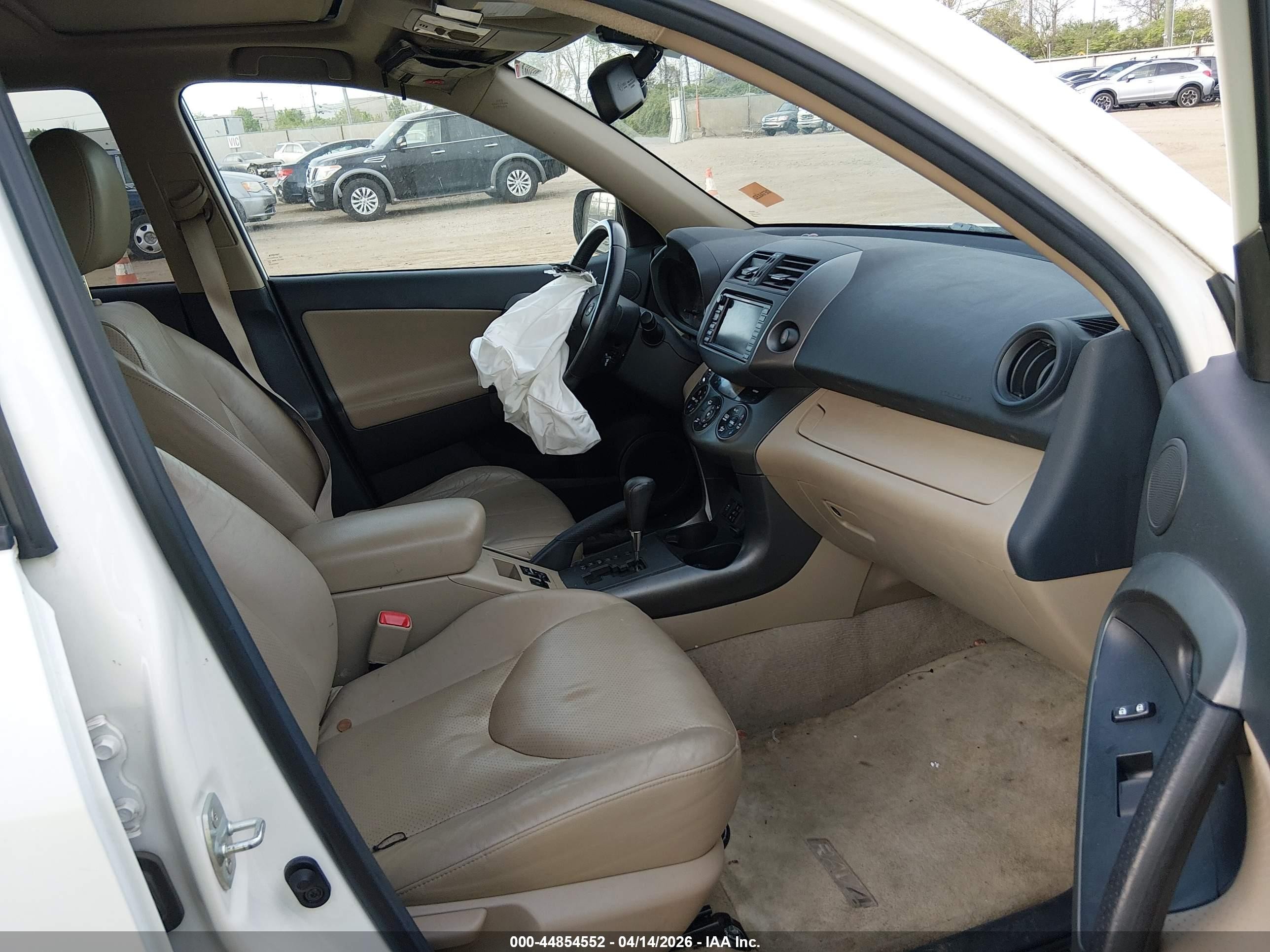 2011 Toyota Rav4 Limited V6 White vin: 2T3DK4DV8BW048577