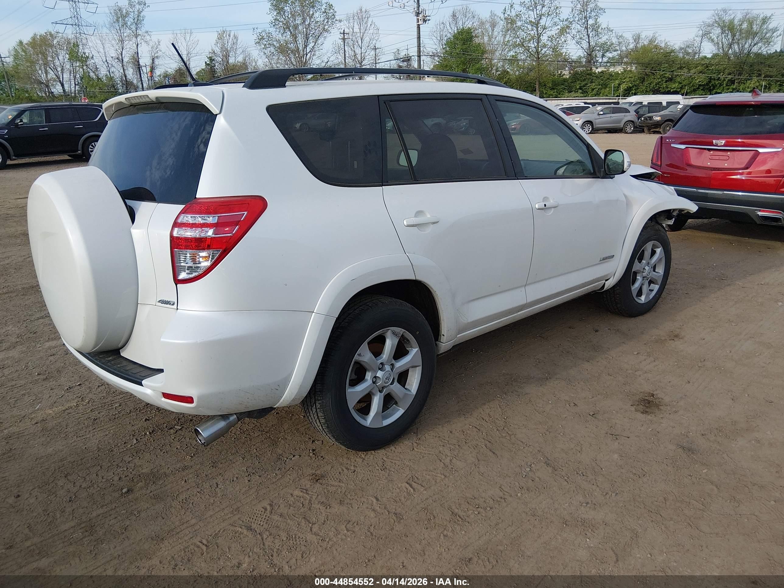 2011 Toyota Rav4 Limited V6 White vin: 2T3DK4DV8BW048577
