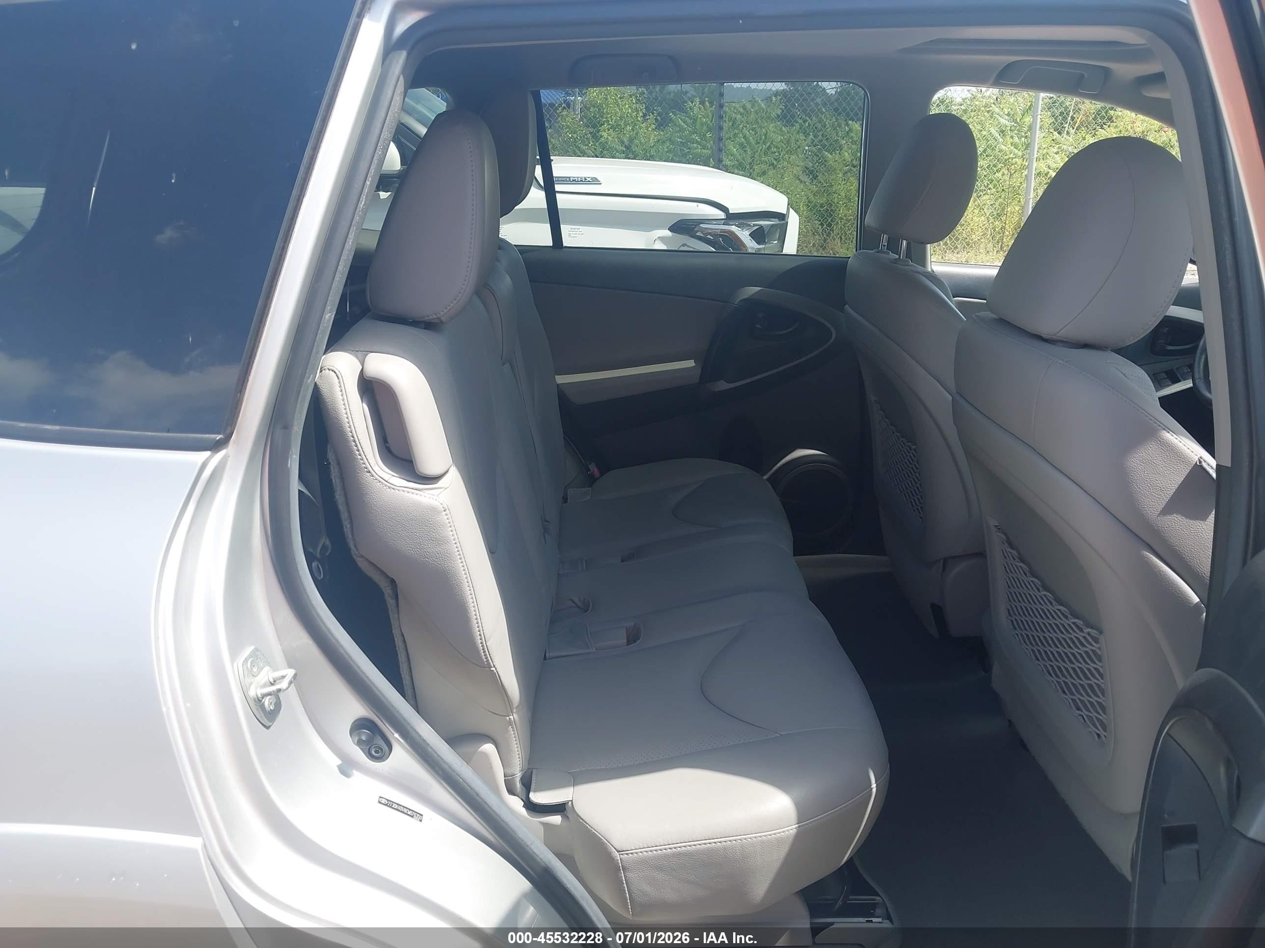 2012 Toyota Rav4 Limited V6 Silver vin: 2T3DK4DV8CW076350