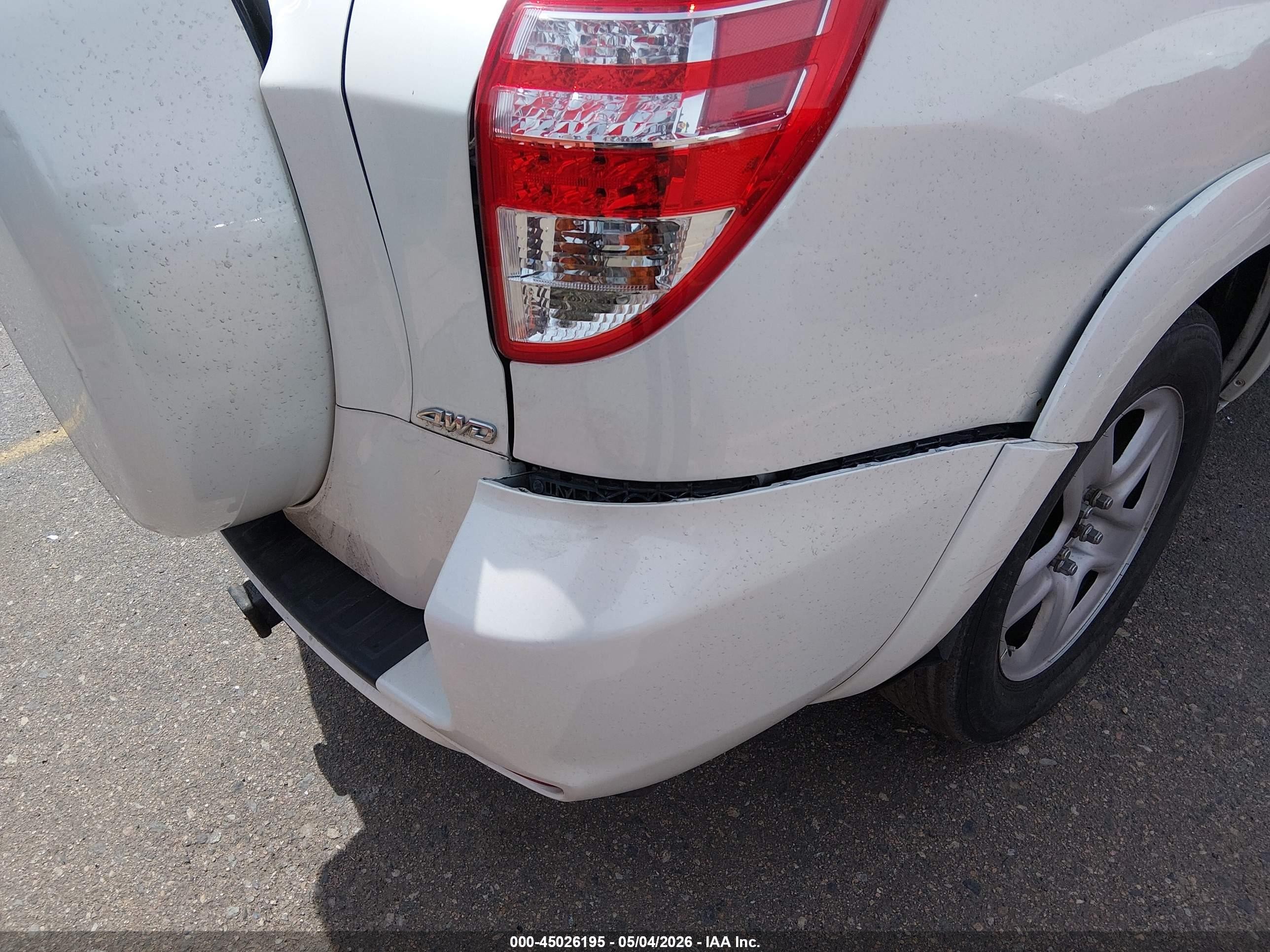 2010 Toyota Rav4 Limited V6 White vin: 2T3DK4DV9AW030698