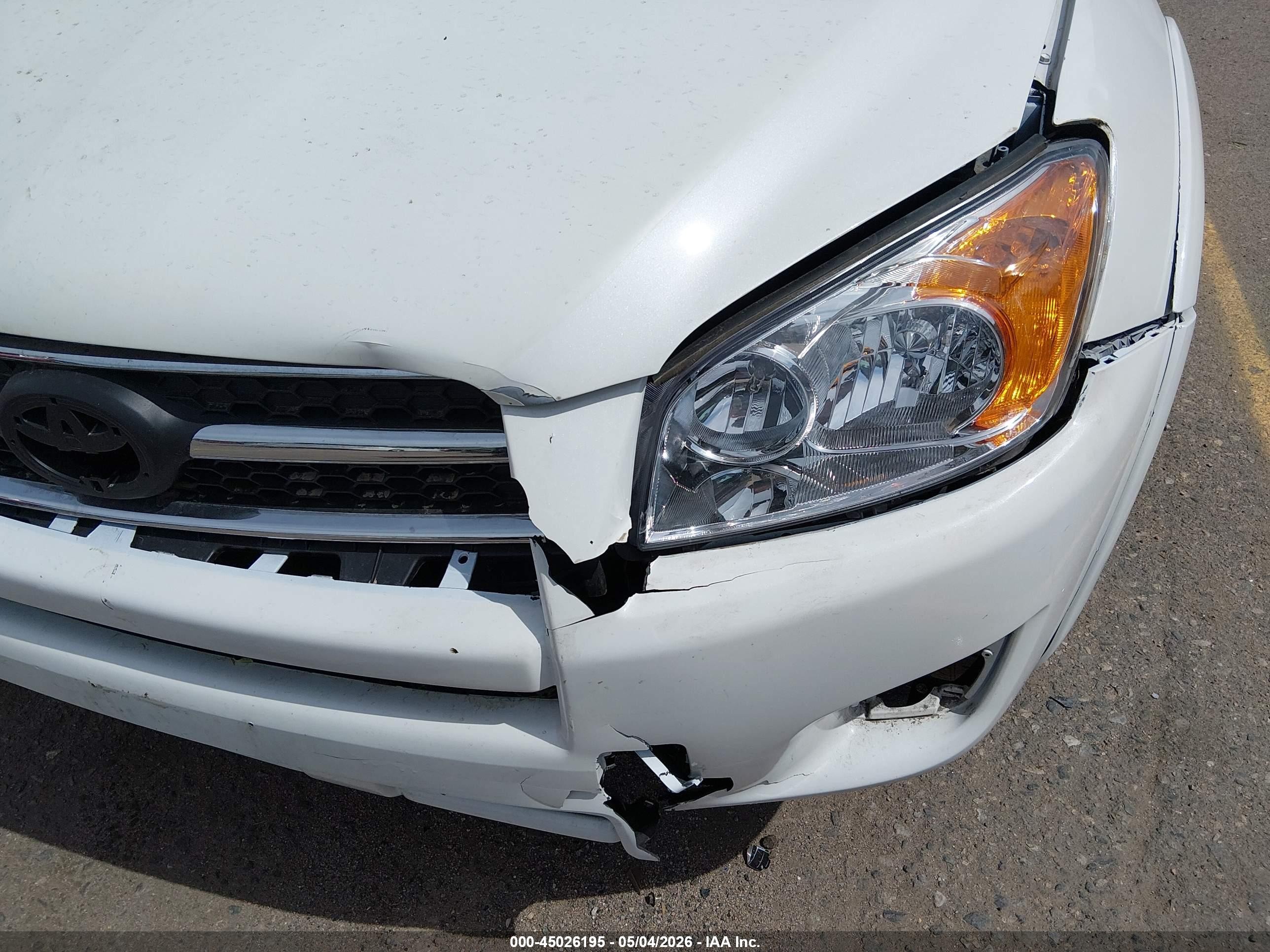 2010 Toyota Rav4 Limited V6 White vin: 2T3DK4DV9AW030698