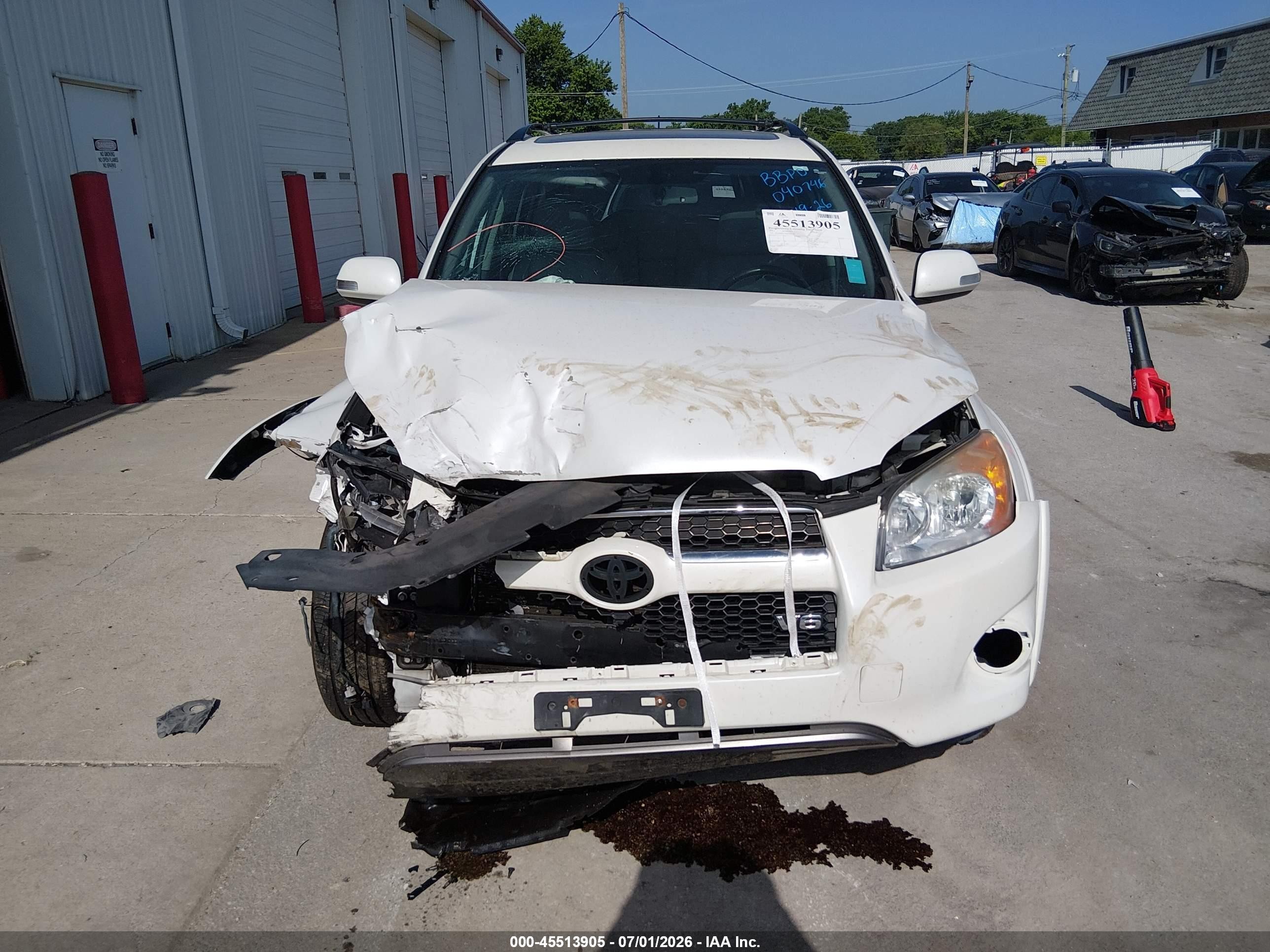 2011 Toyota Rav4 Limited V6 White vin: 2T3DK4DV9BW040746