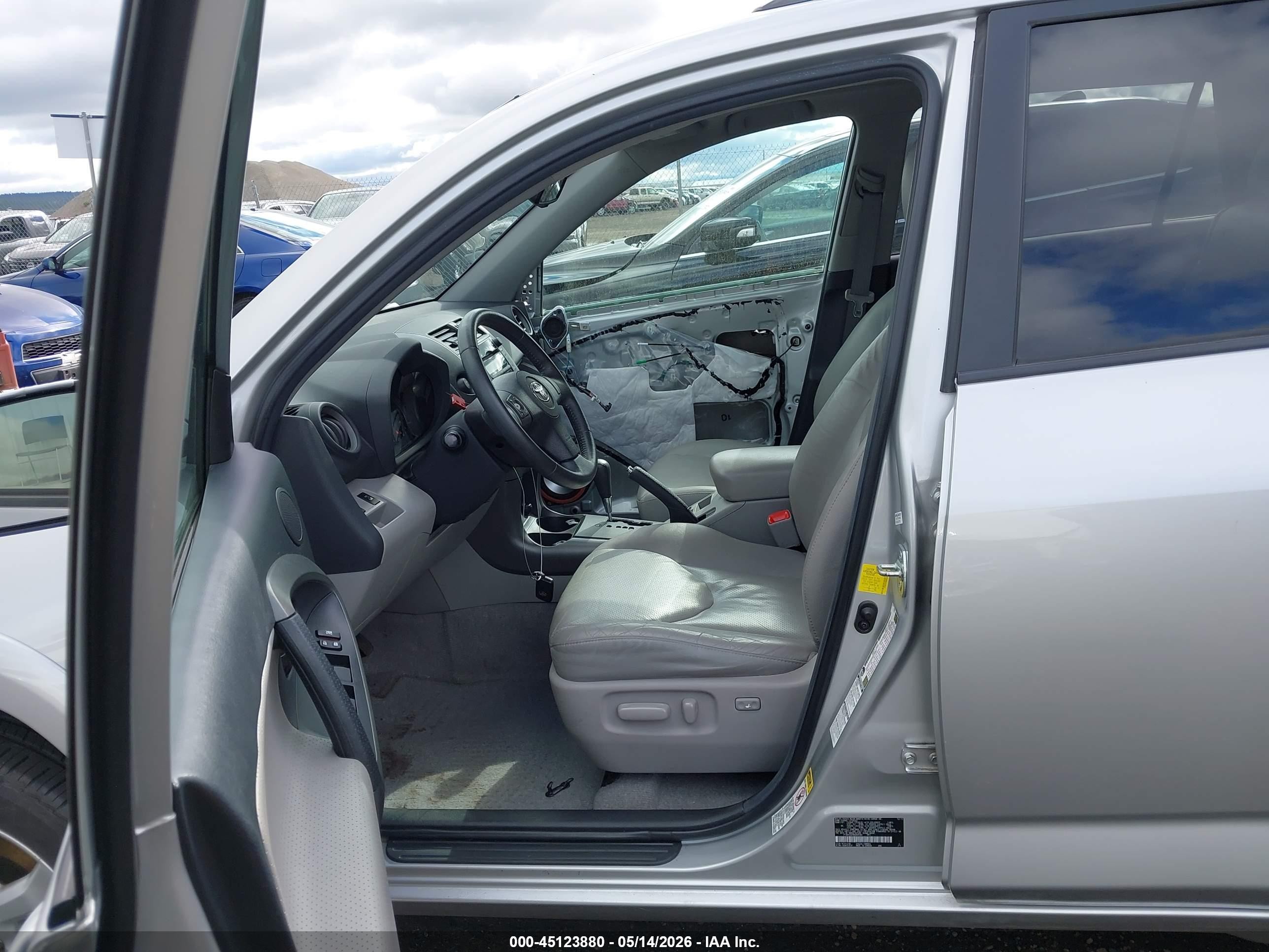 2011 Toyota Rav4 Limited V6 Silver vin: 2T3DK4DV9BW064304
