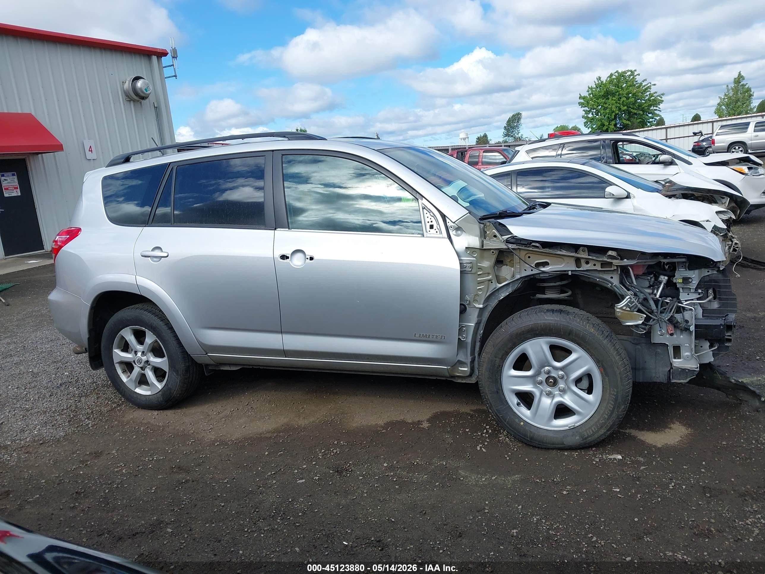 2011 Toyota Rav4 Limited V6 Silver vin: 2T3DK4DV9BW064304