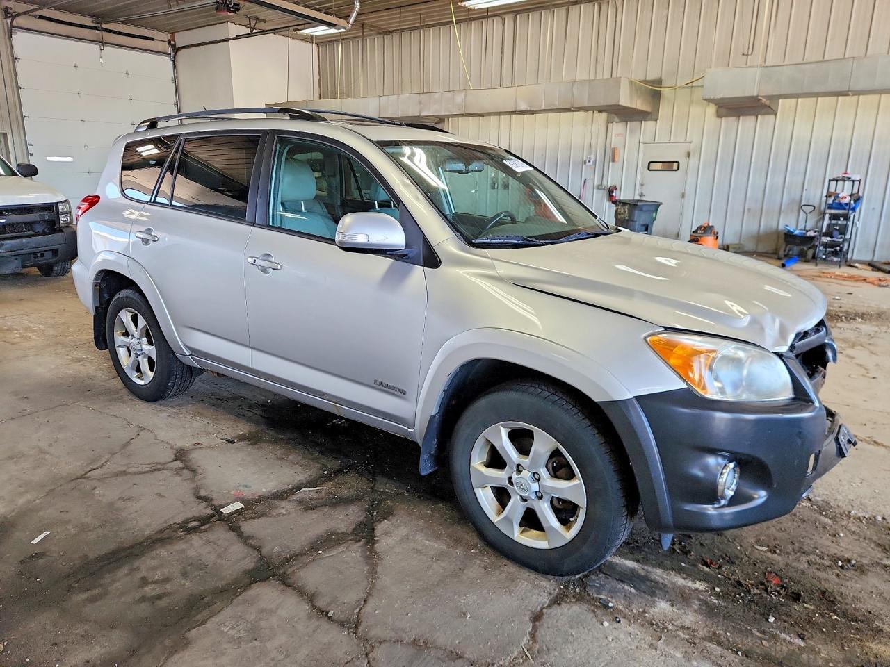 2010 Toyota Rav4 Limited Silver vin: 2T3DK4DVXAW024991