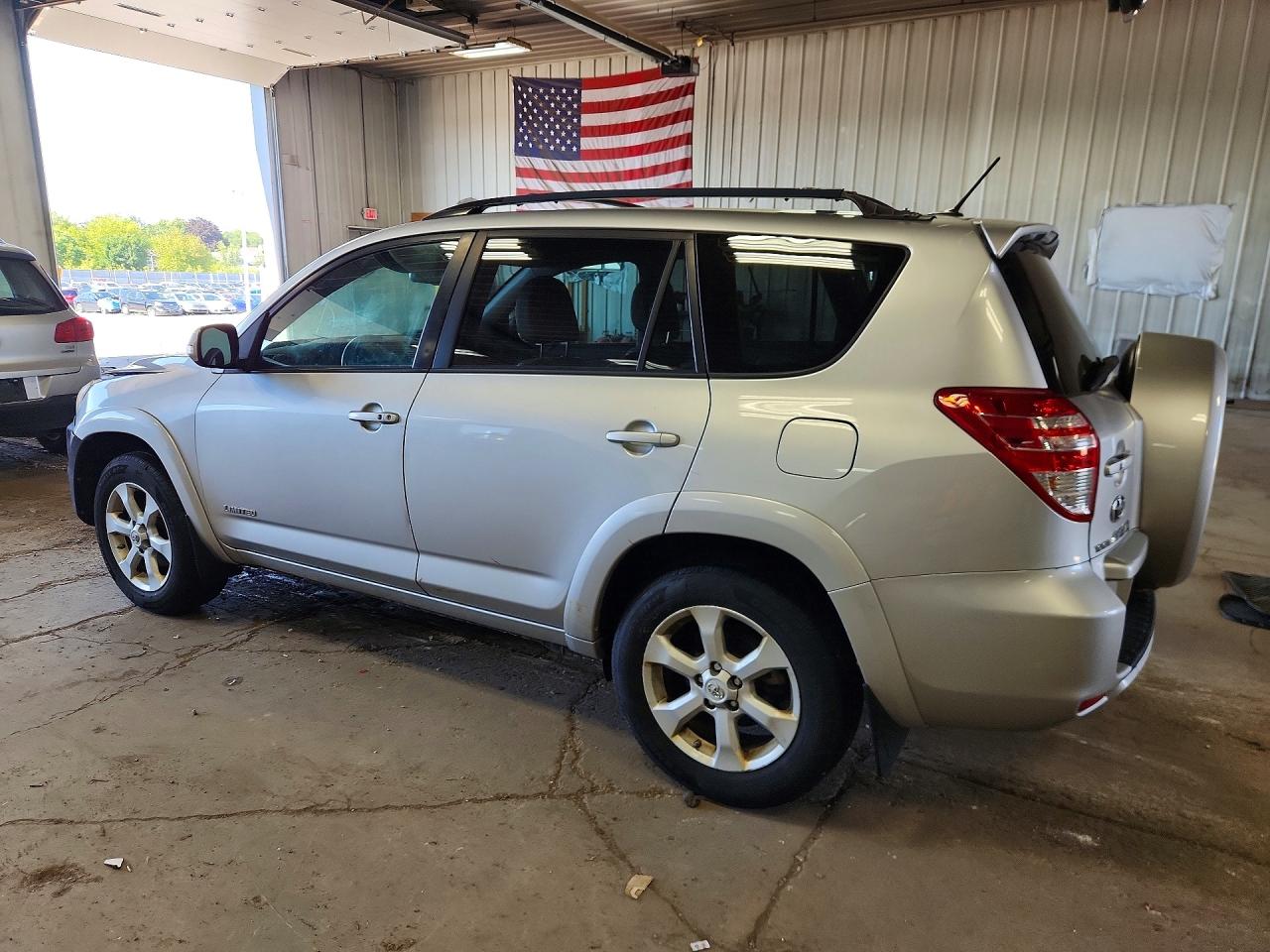 2010 Toyota Rav4 Limited Silver vin: 2T3DK4DVXAW024991