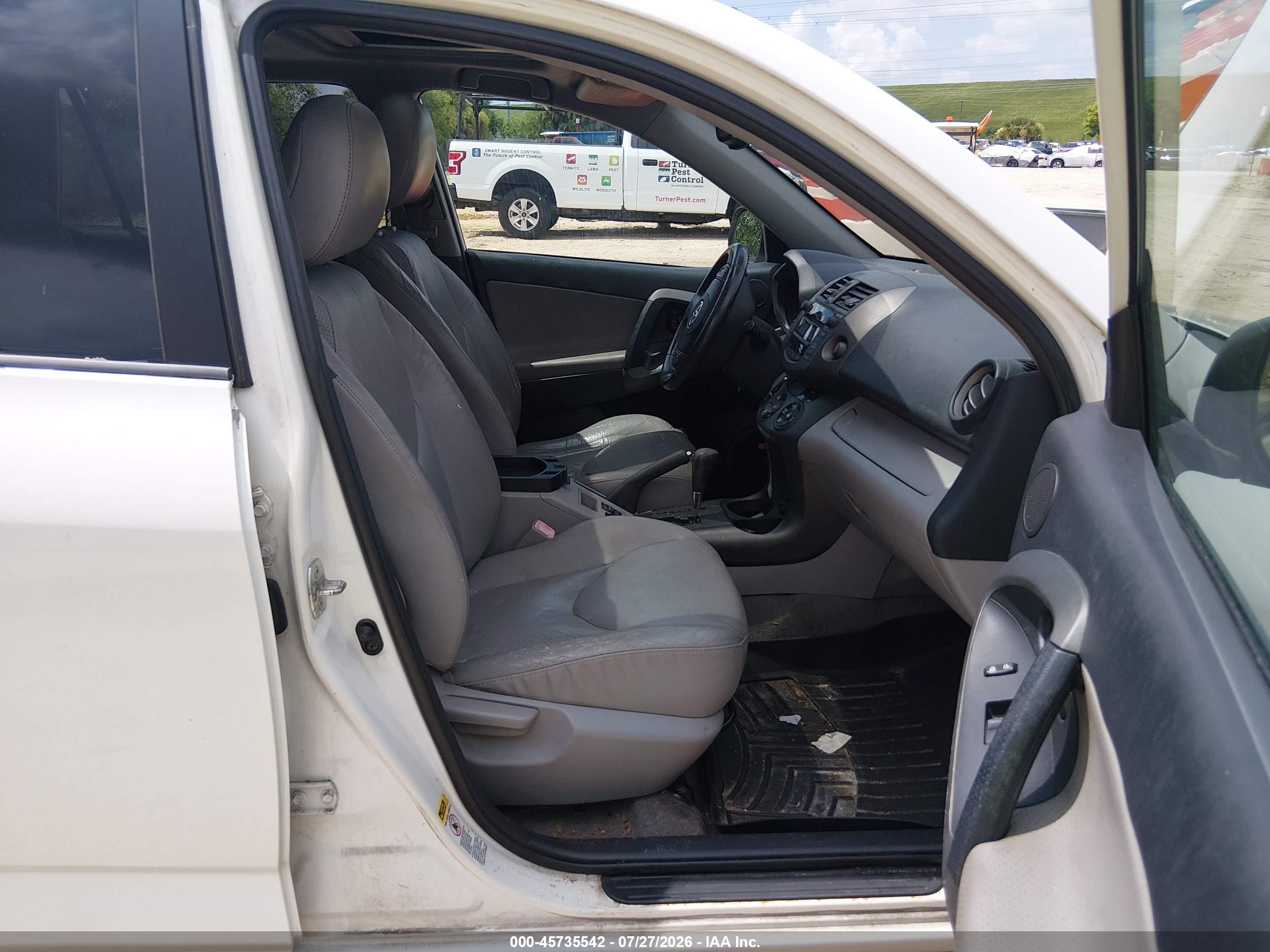 2010 Toyota Rav4 Limited V6 White vin: 2T3DK4DVXAW033125