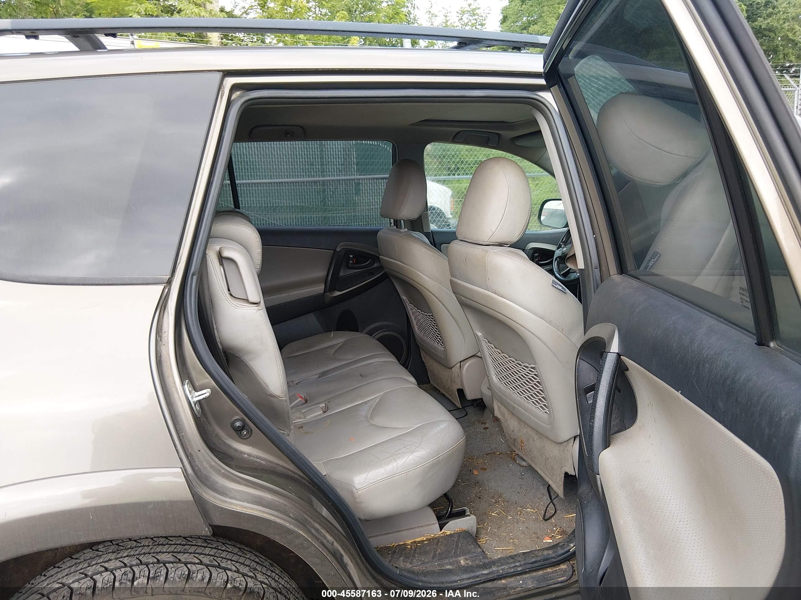 2011 Toyota Rav4 Limited V6 Gray vin: 2T3DK4DVXBW049617