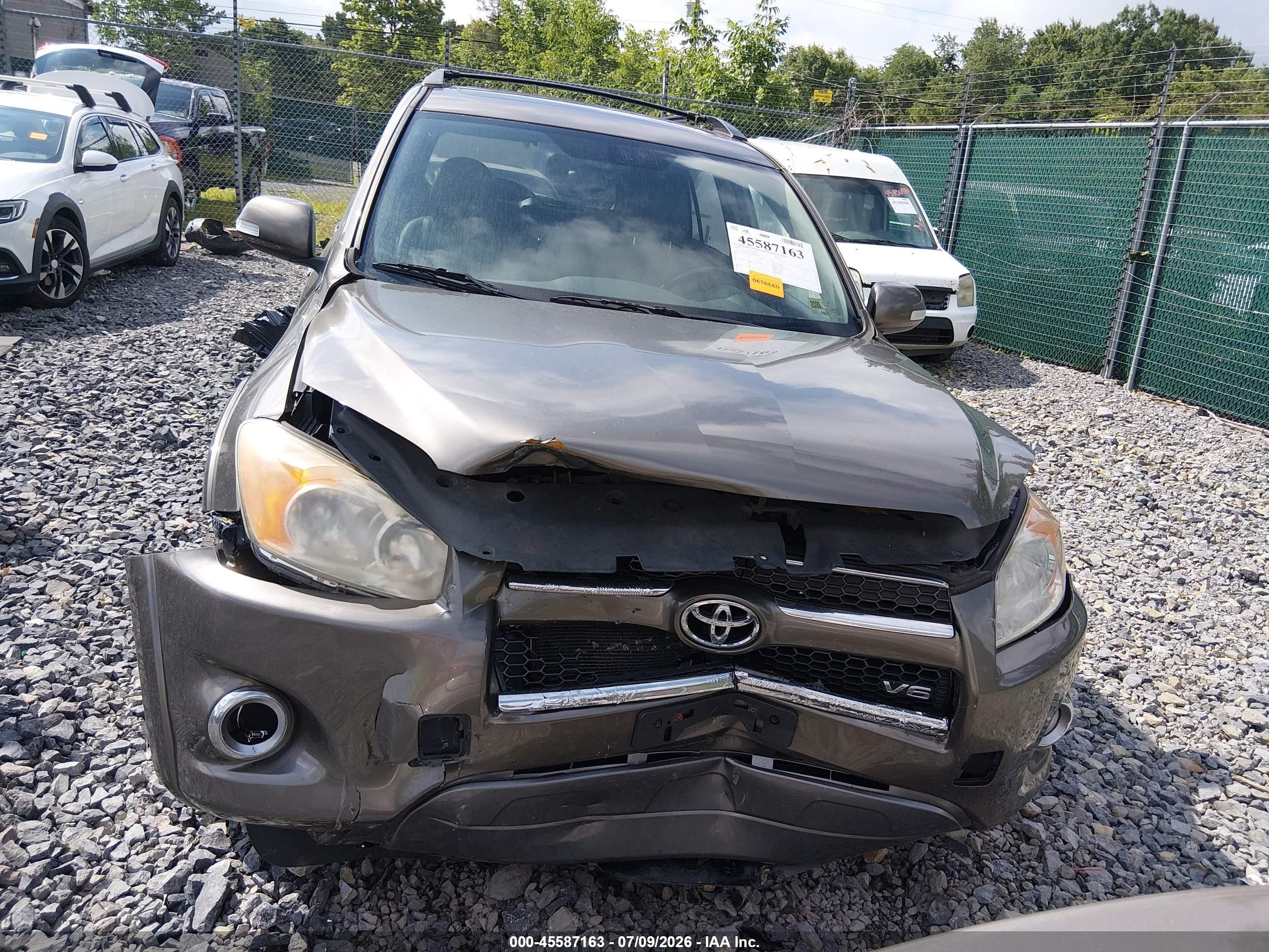 2011 Toyota Rav4 Limited V6 Gray vin: 2T3DK4DVXBW049617