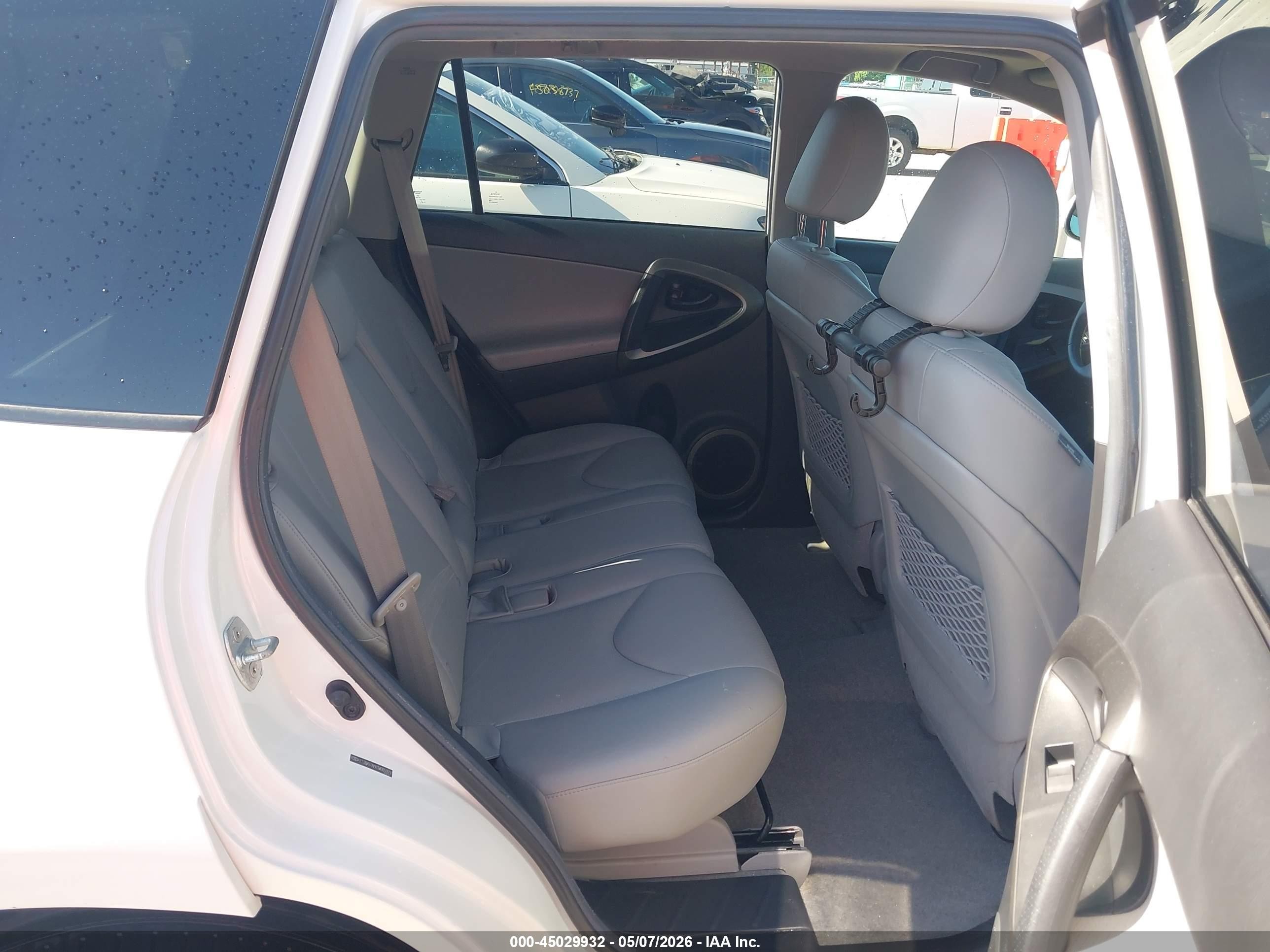 2012 Toyota Rav4 Limited V6 Белый vin: 2T3DK4DVXCW065978