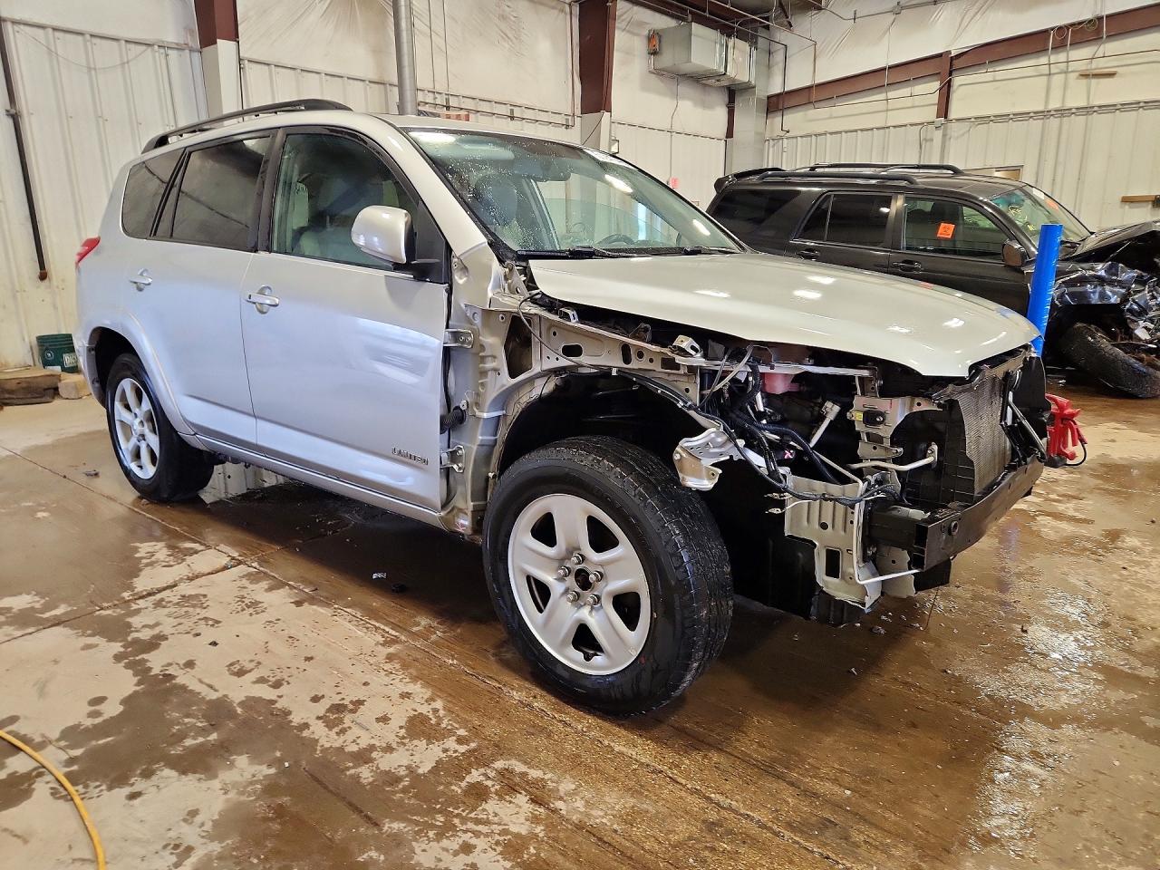 2012 Toyota Rav4 Limited Silver vin: 2T3DK4DVXCW079380